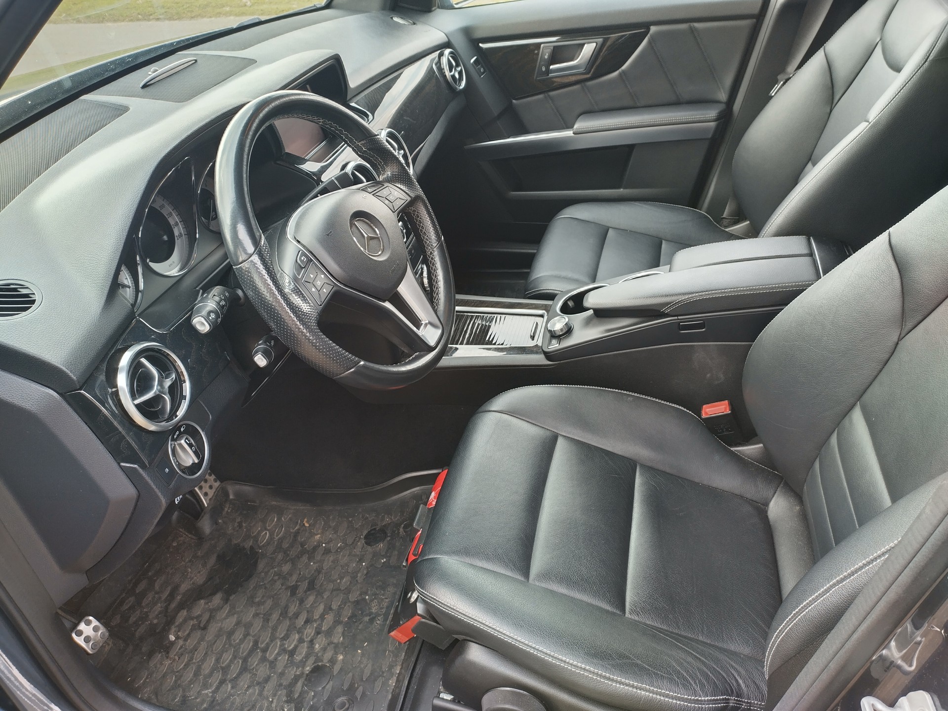 MERCEDES-BENZ AMG Line-image-5