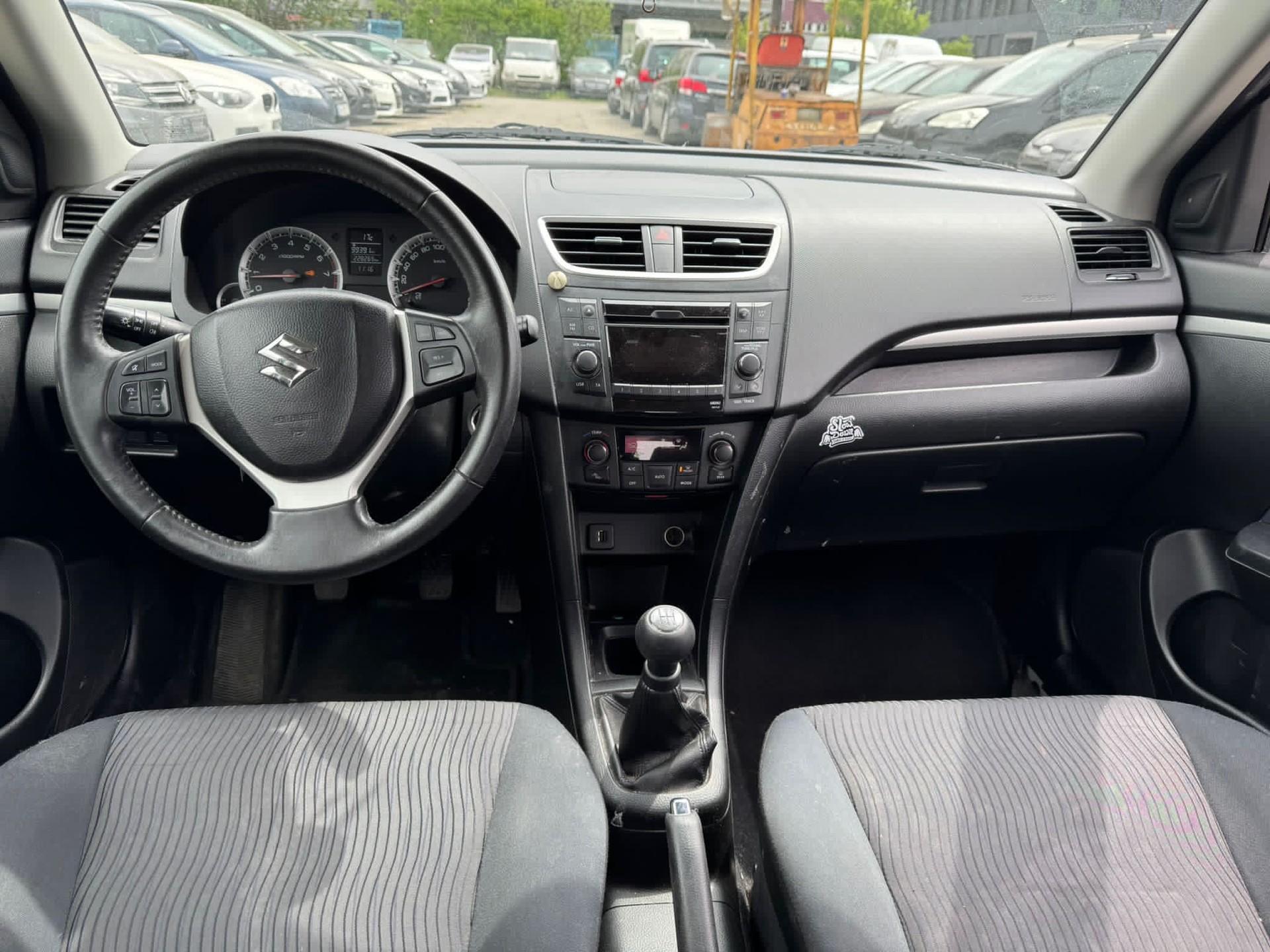 SUZUKI Swift 1.2i 16V GL Top 4x4-image-10