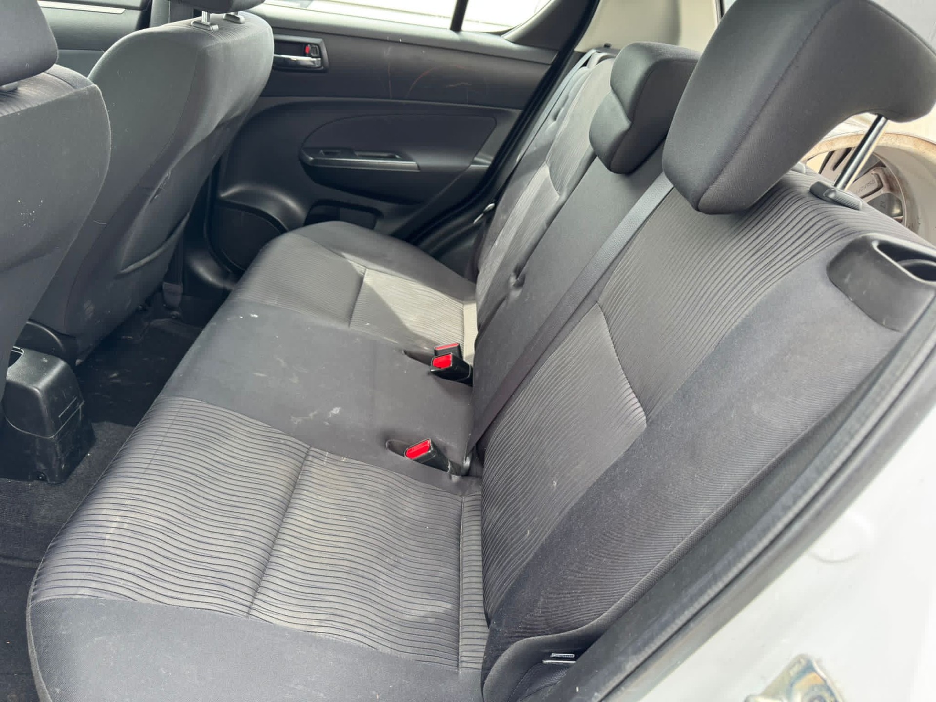 SUZUKI Swift 1.2i 16V GL Top 4x4-image-12