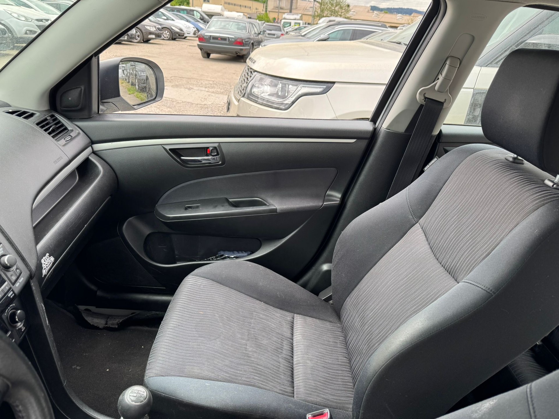SUZUKI Swift 1.2i 16V GL Top 4x4-image-14