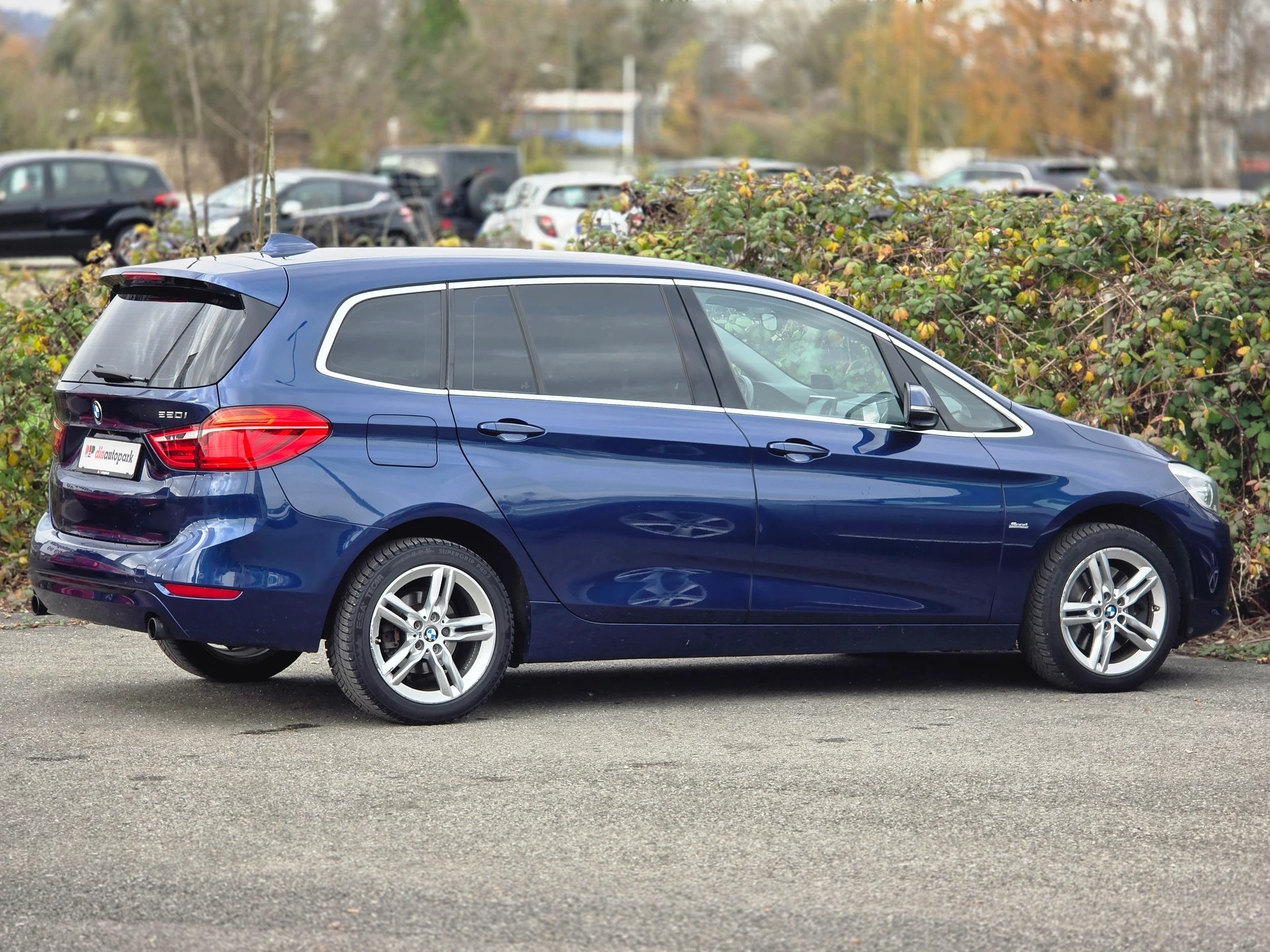 BMW 220i Gran Tourer Sport Line Steptronic *Frisch ab MFK* 7-Sitzer *-showroom-element-3