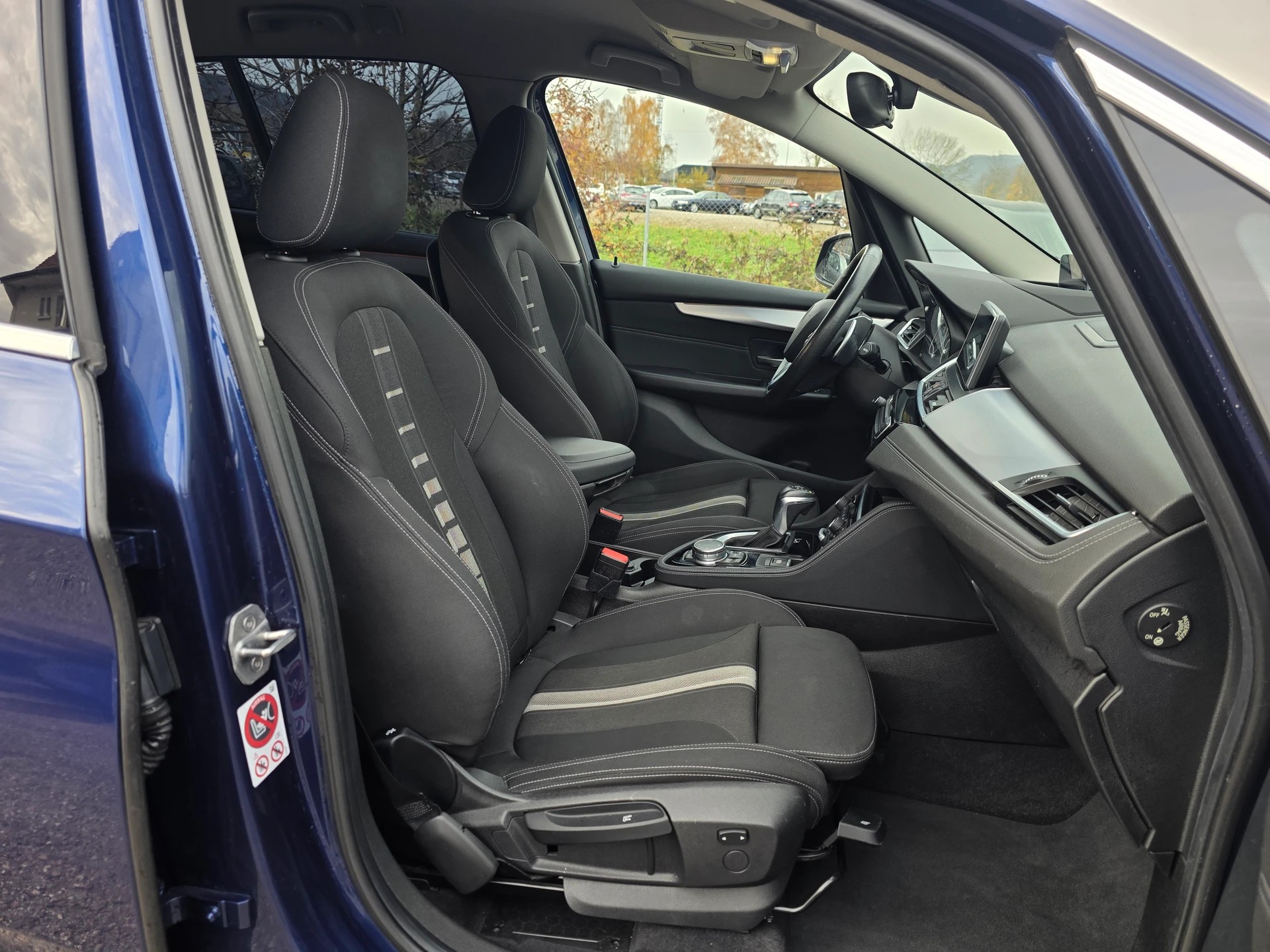 BMW 220i Gran Tourer Sport Line Steptronic *Frisch ab MFK* 7-Sitzer *-image-14