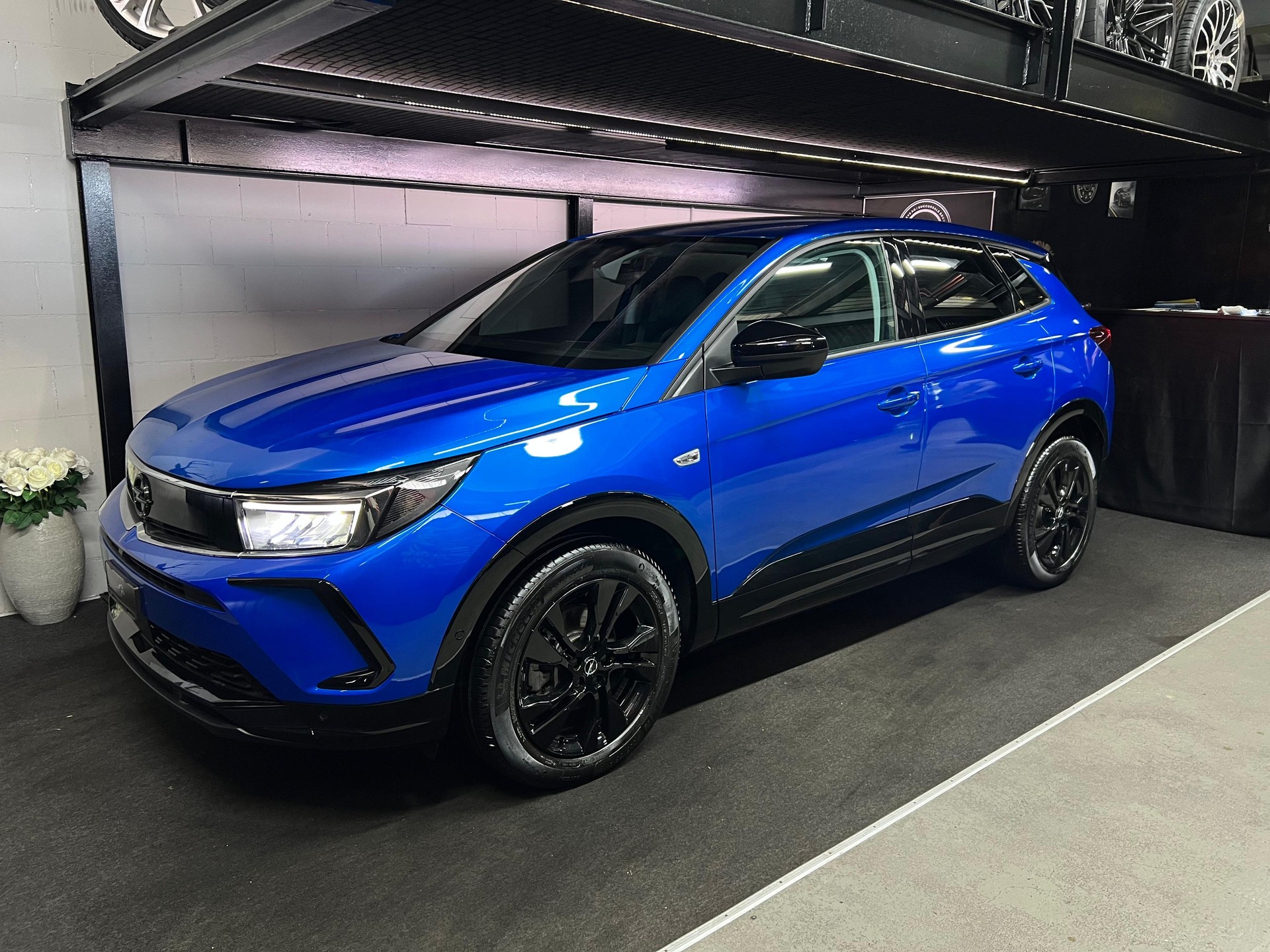 OPEL Grandland 1.2i TP GS Line Automatik * Ch-Fahrzeug * Pack Technologie * Apple Car Play * Leasing AB 290.- Ohne Anzahlung *