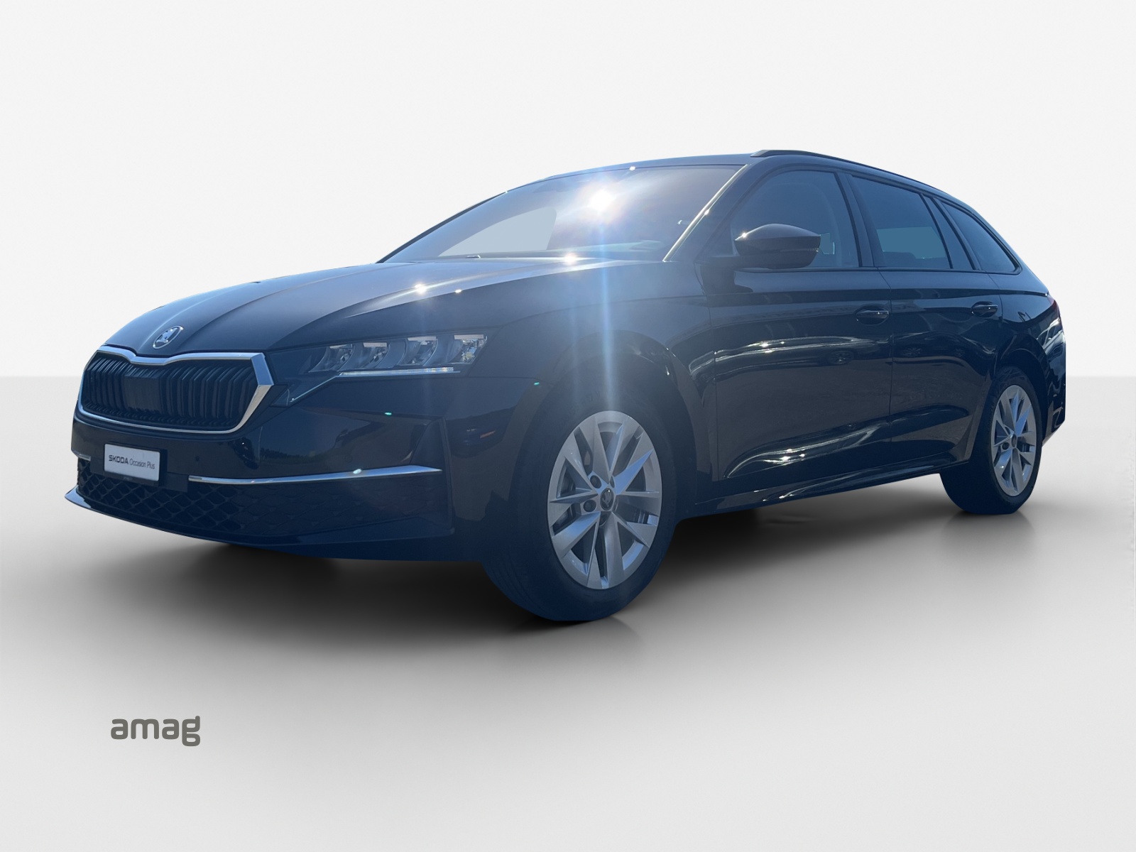 SKODA Octavia Combi 1.5 TSI mHEV DSG Dynamic-image-0