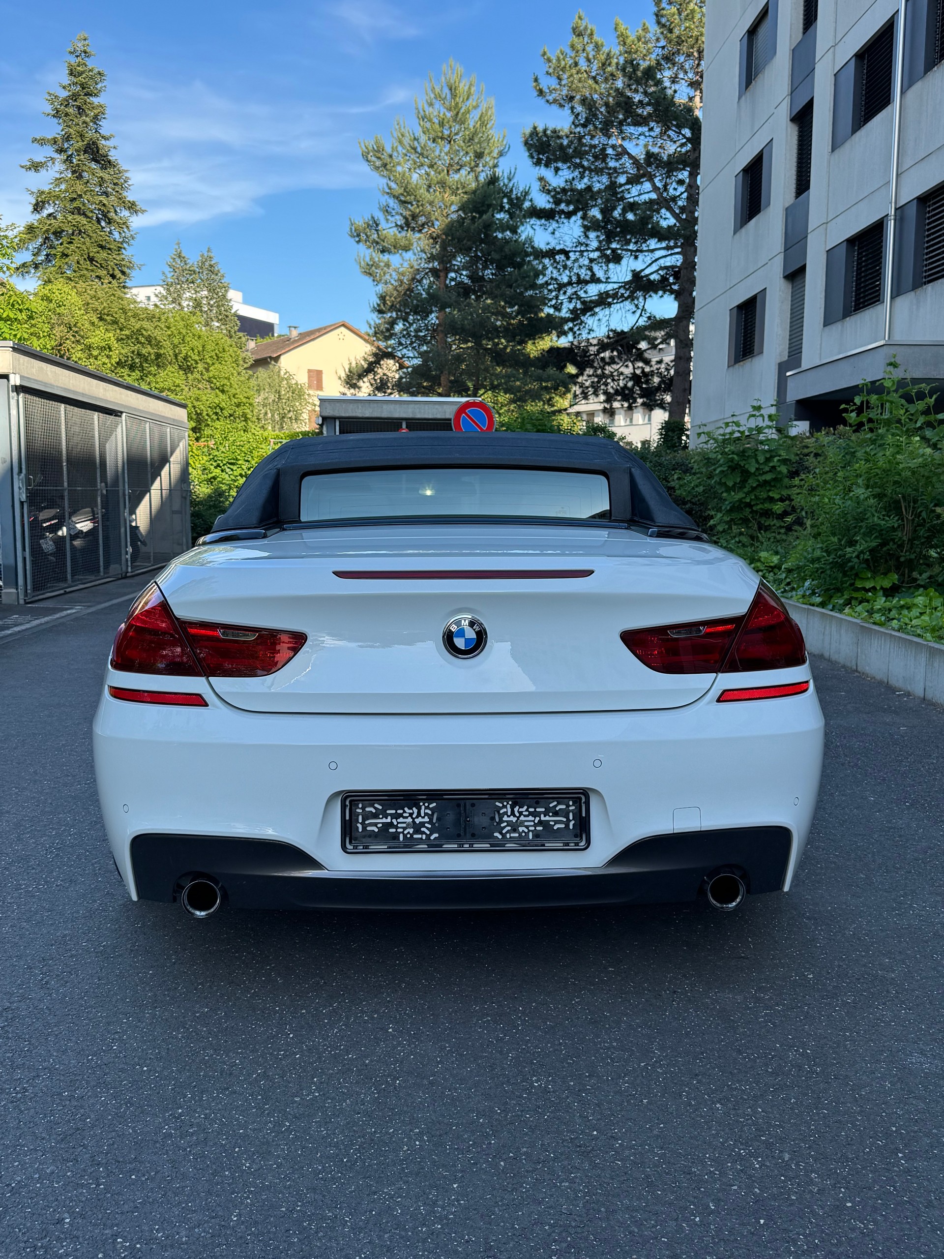 BMW 640i Cabrio xDrive M Sport PERFORMANCE-image-13