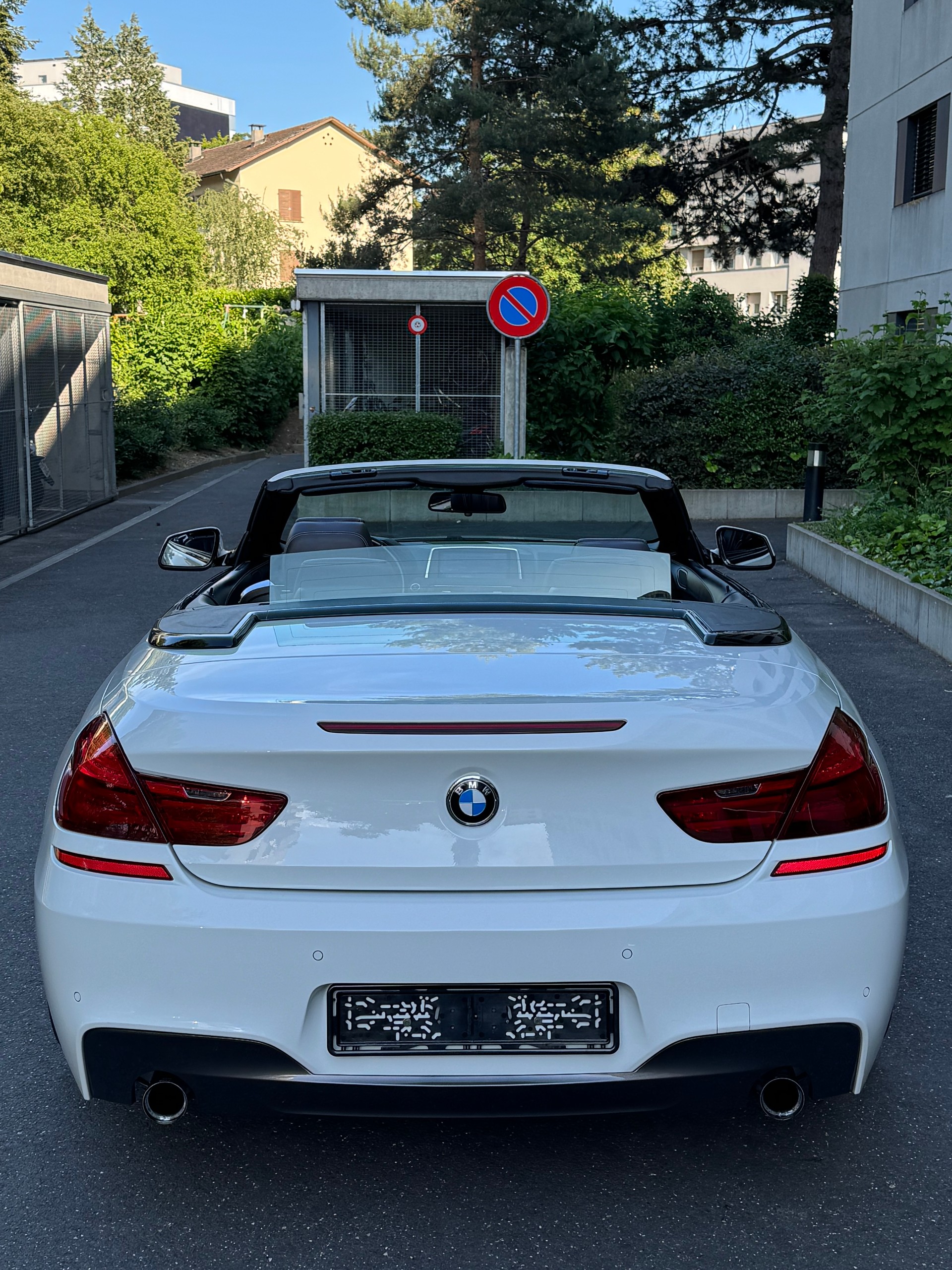 BMW 640i Cabrio xDrive M Sport PERFORMANCE-image-4