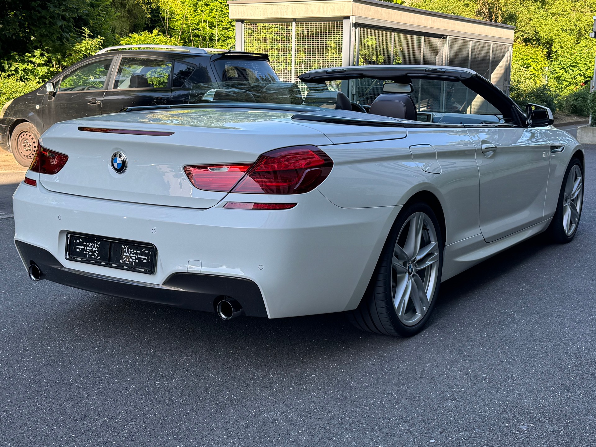 BMW 640i Cabrio xDrive M Sport PERFORMANCE-image-5