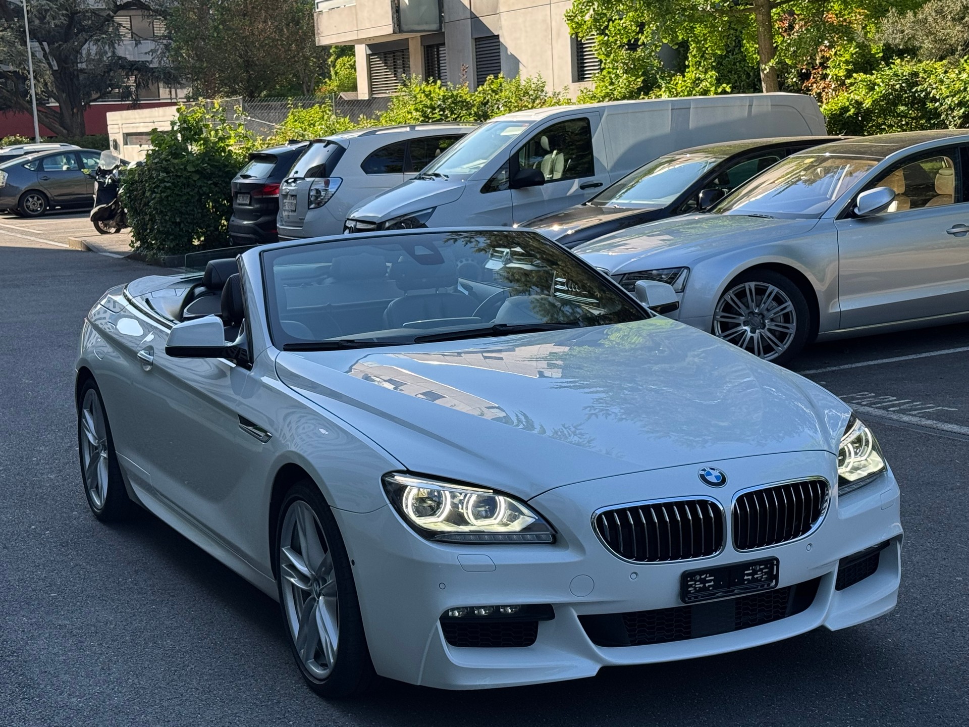 BMW 640i Cabrio xDrive M Sport PERFORMANCE-image-6