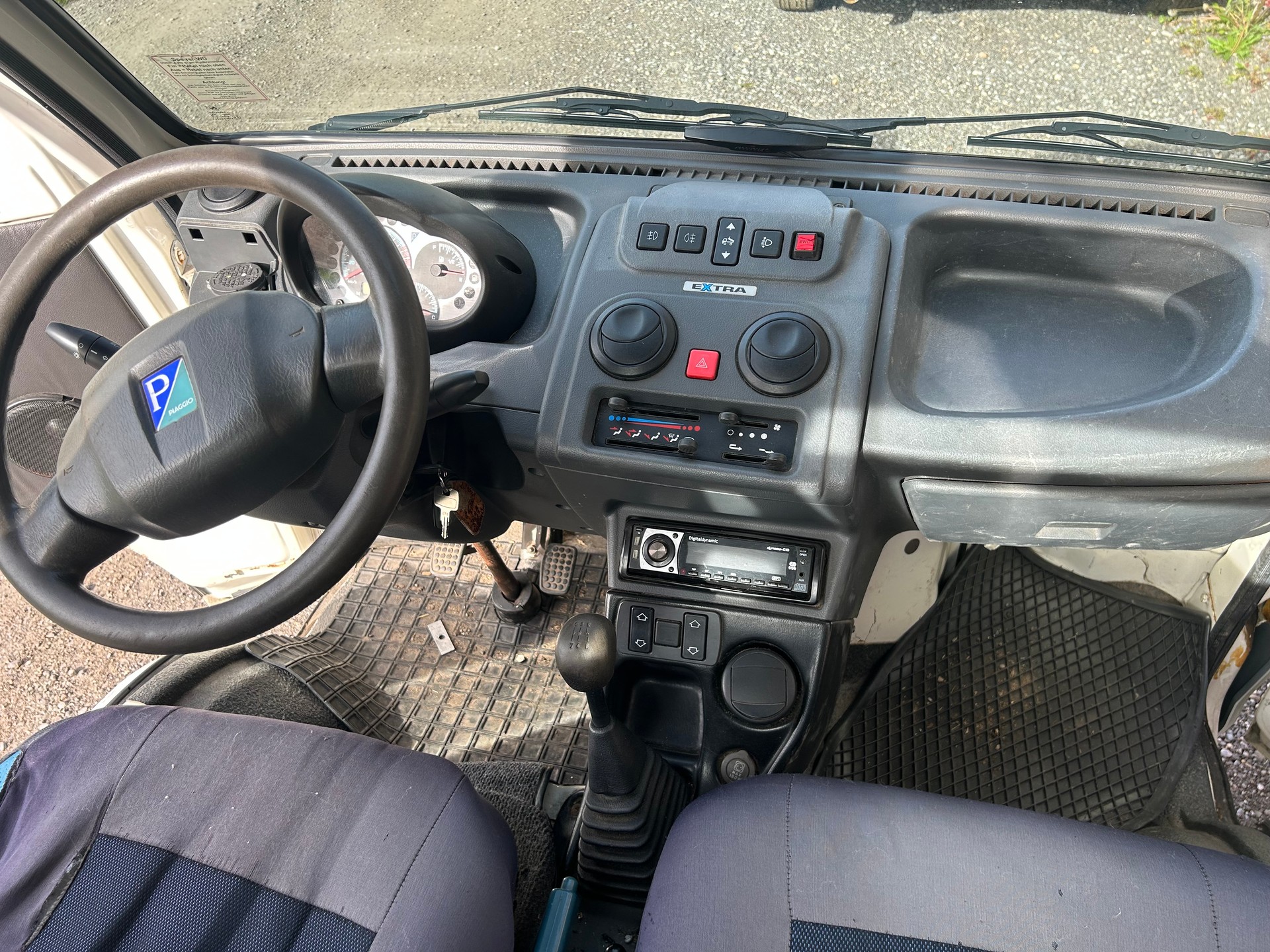 PIAGGIO Kippbrücke-image-11