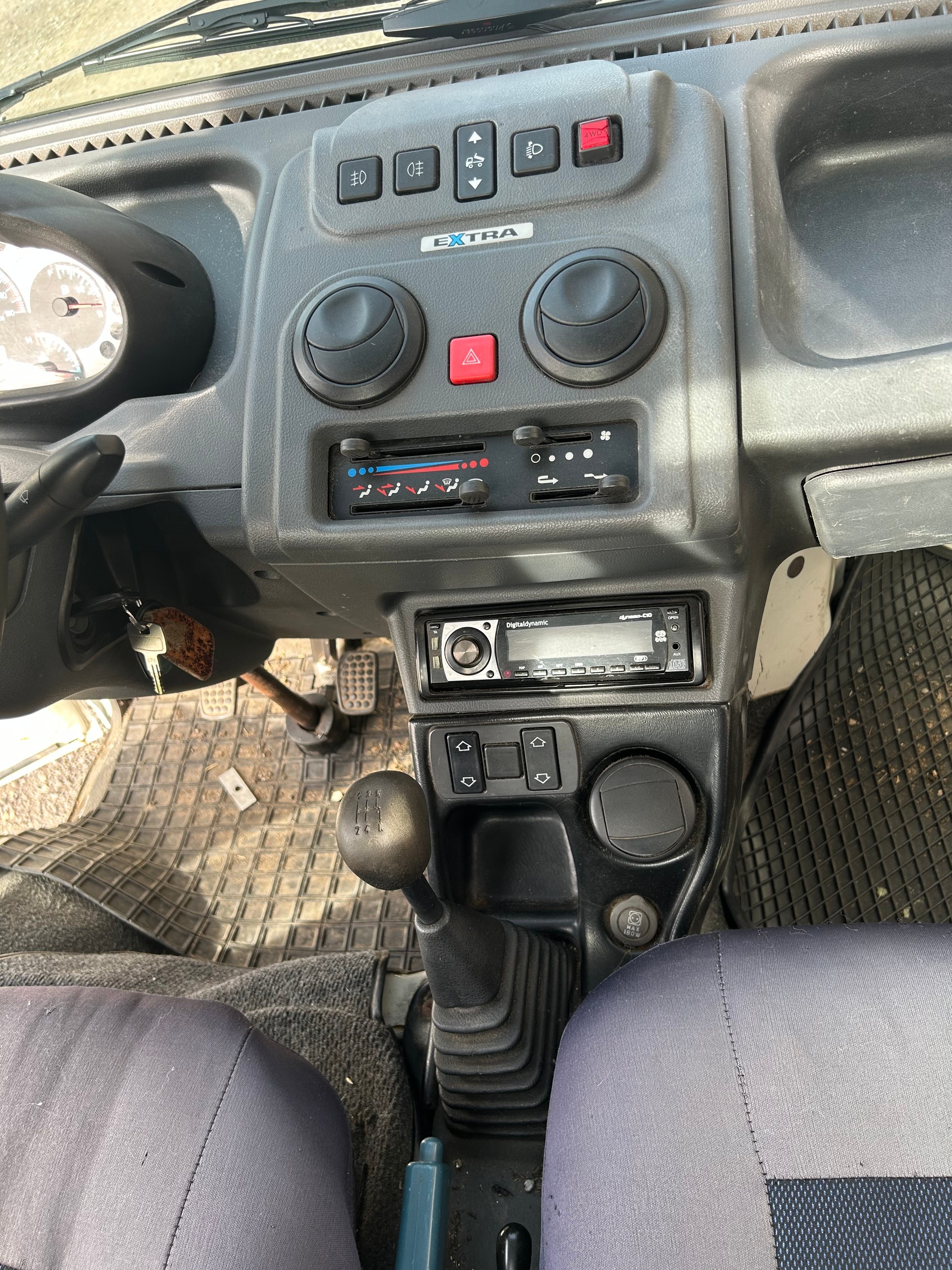 PIAGGIO Kippbrücke-image-14