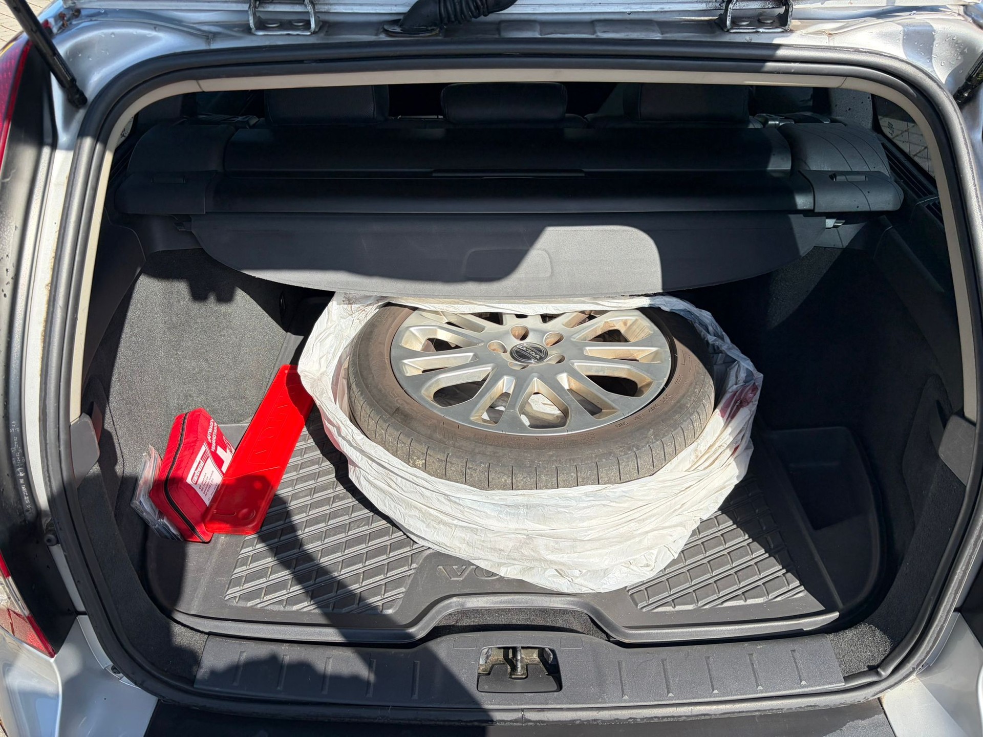 VOLVO V50 T5 Summum-image-7