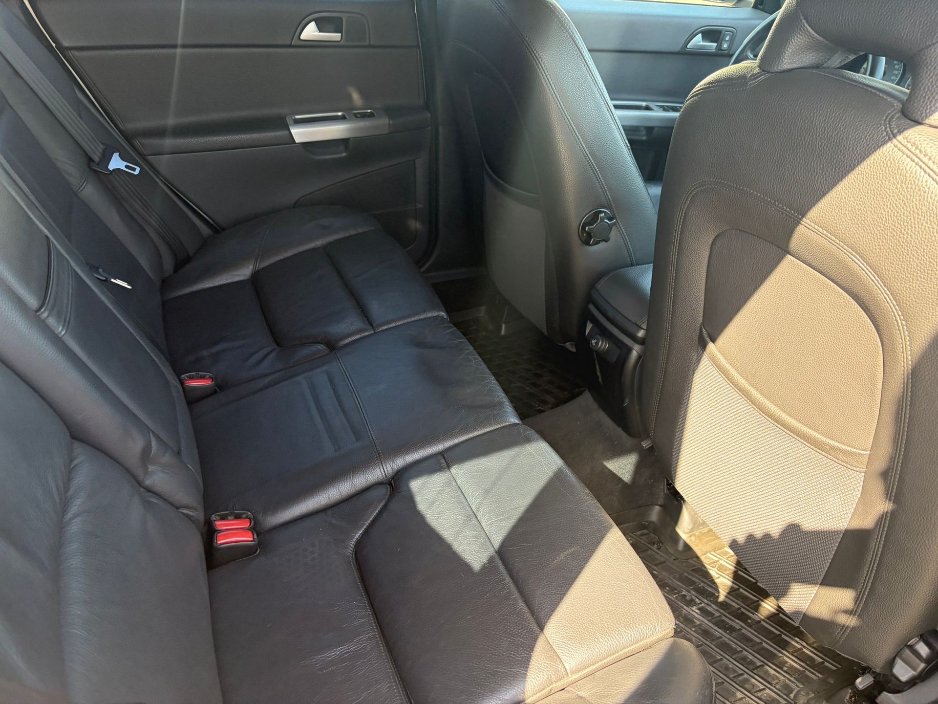 VOLVO V50 T5 Summum-image-14