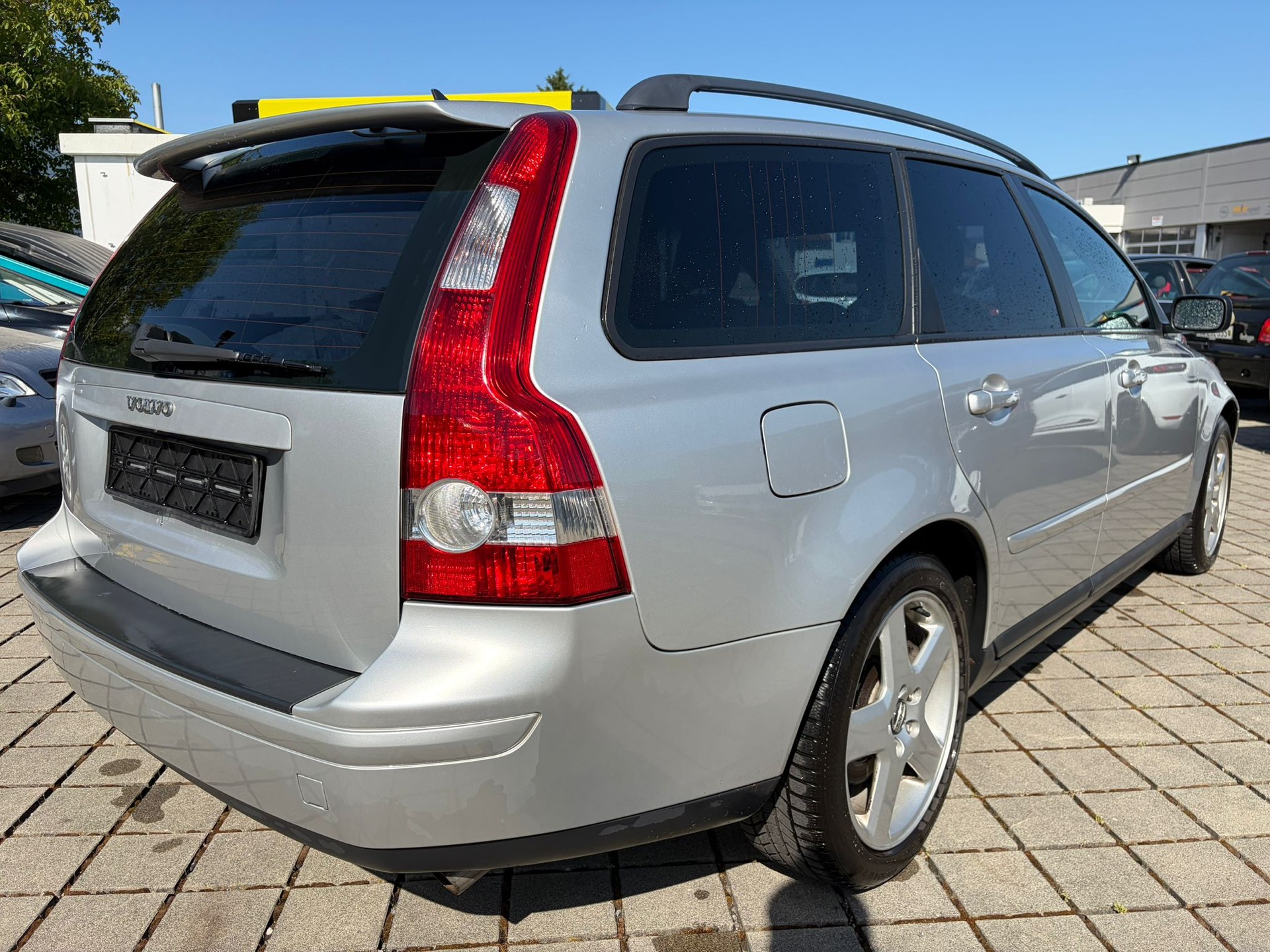VOLVO V50 T5 Summum-image-8