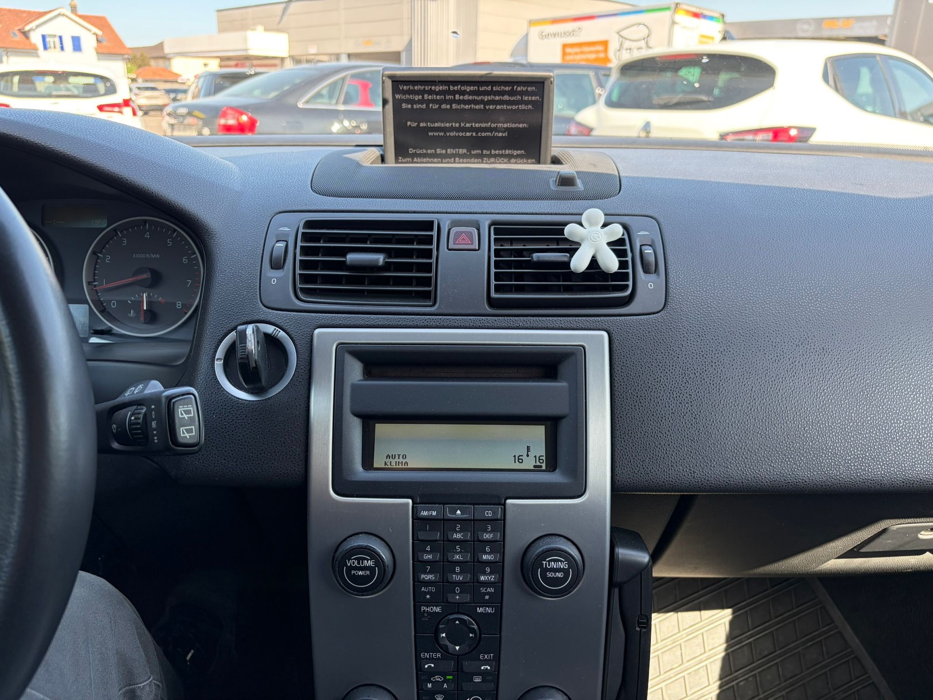 VOLVO V50 T5 Summum-image-11