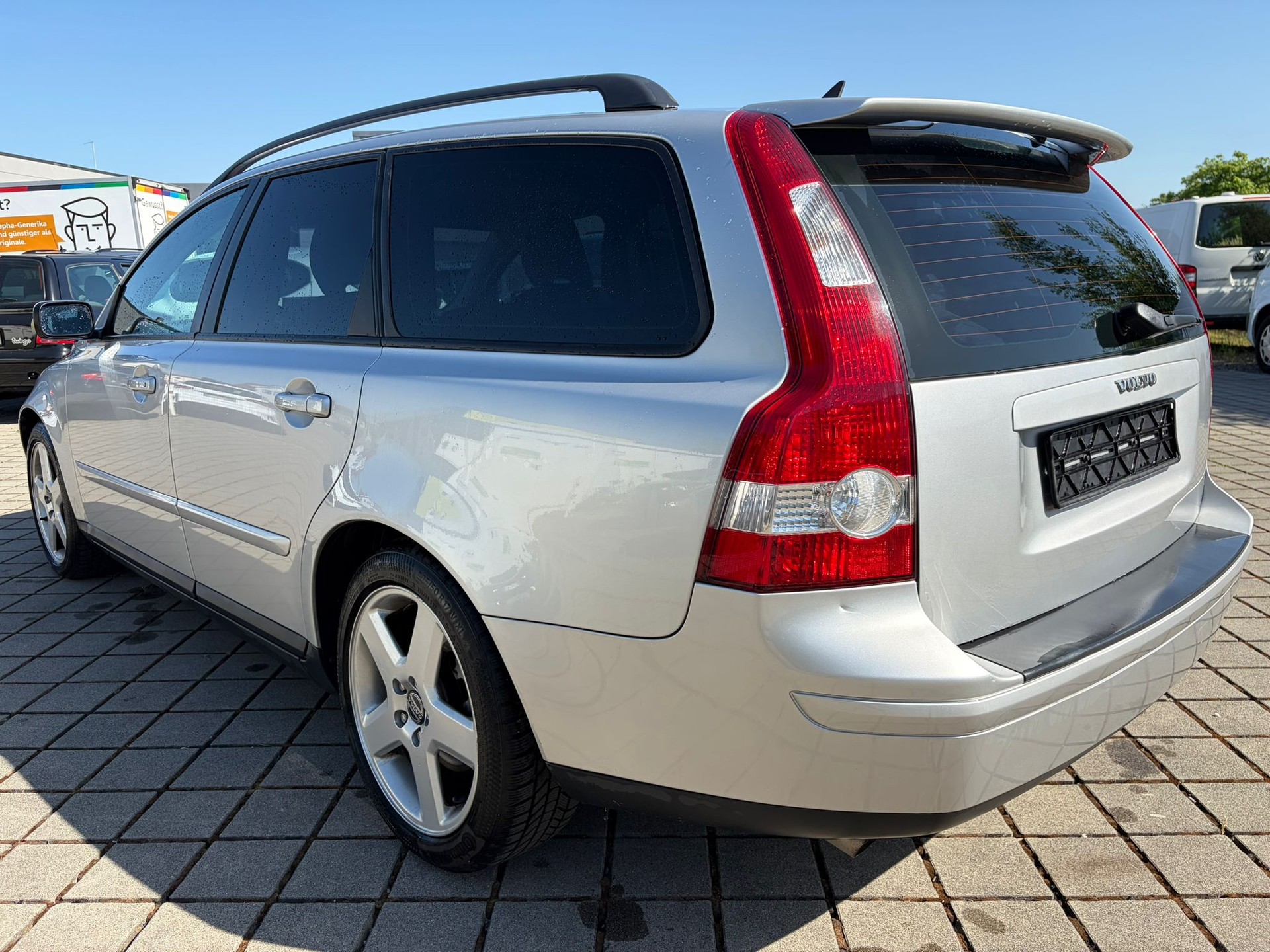 VOLVO V50 T5 Summum-image-5
