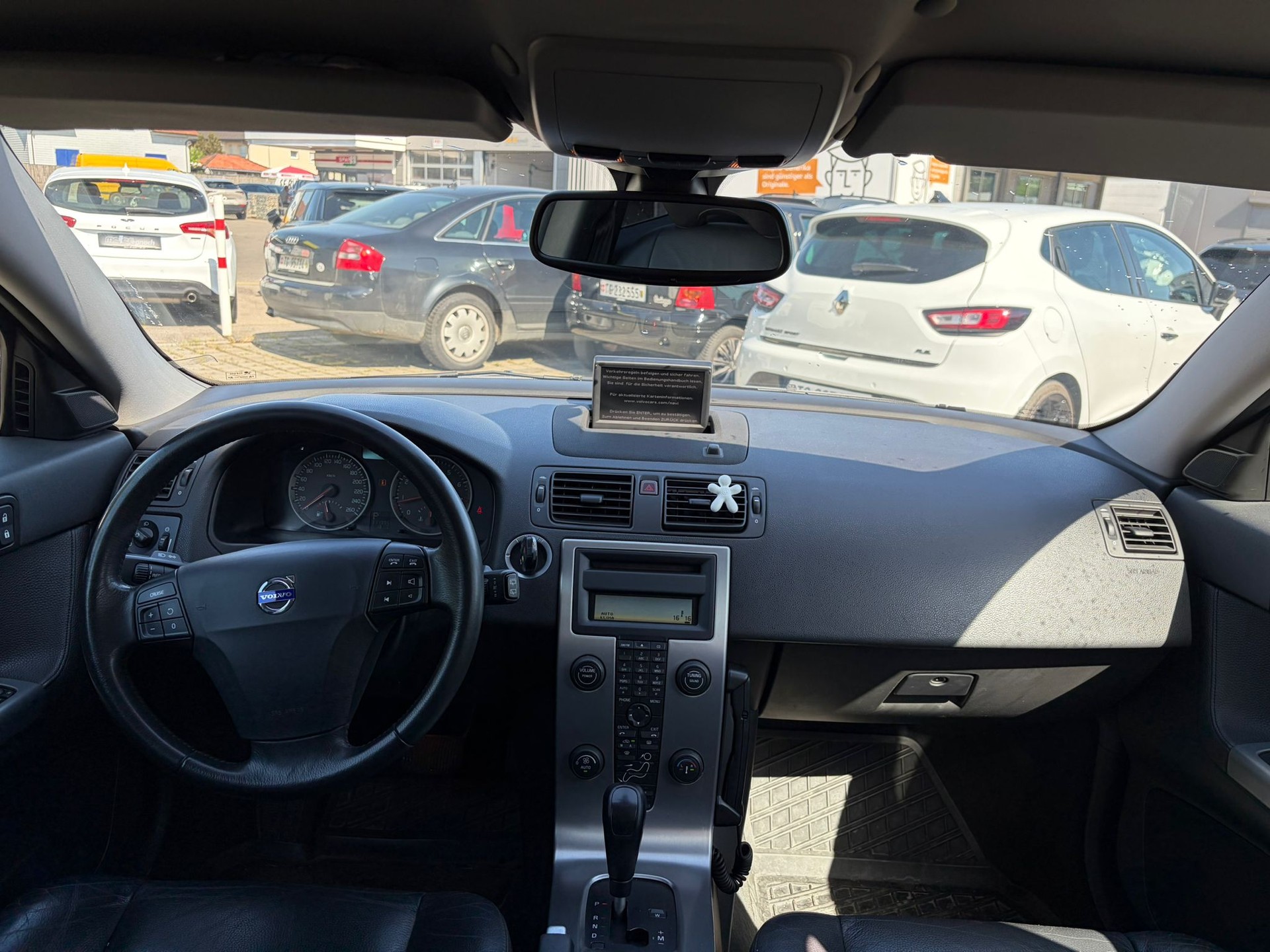 VOLVO V50 T5 Summum-image-9