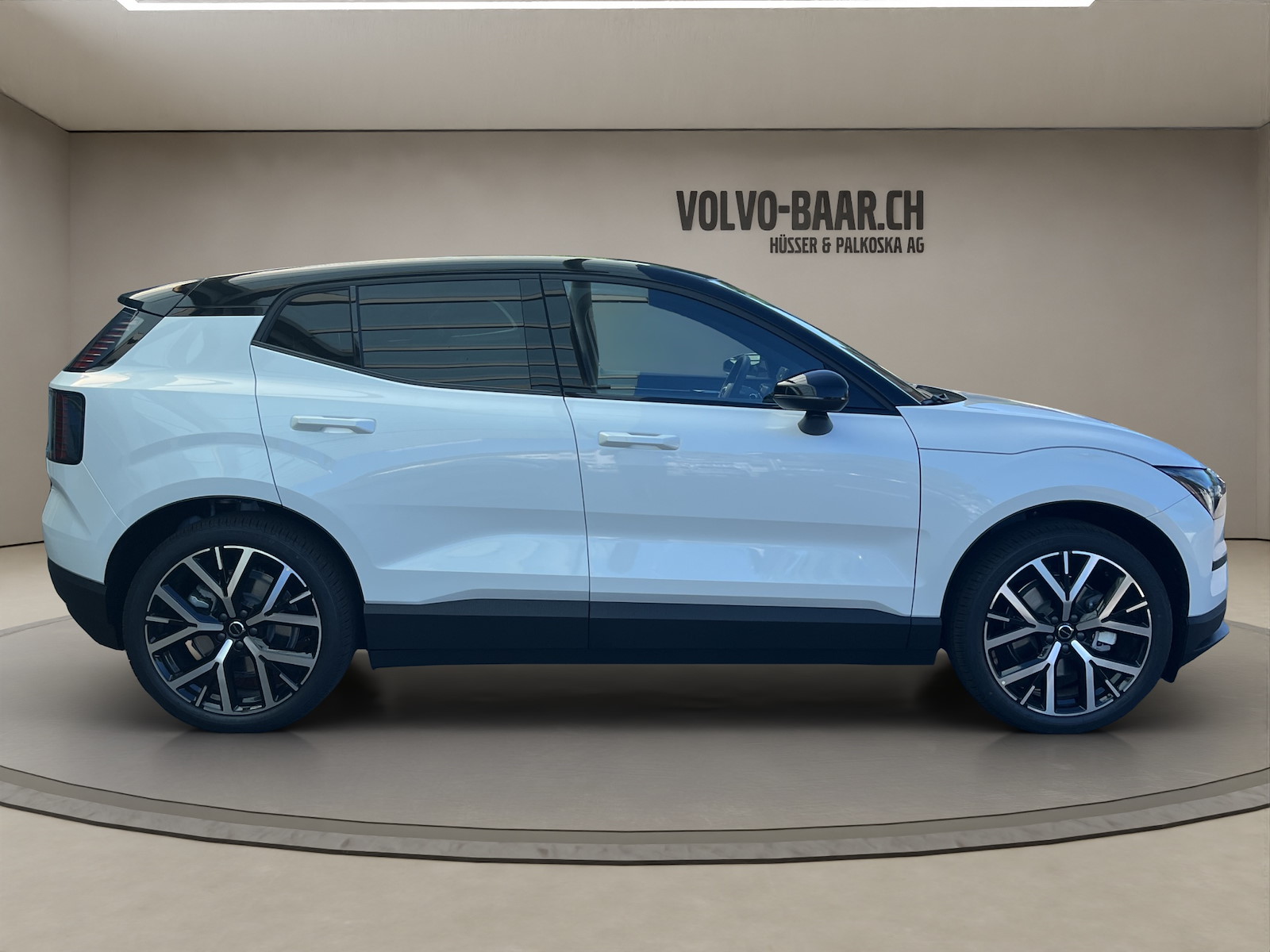 VOLVO EX 30 E60 Plus-image-5