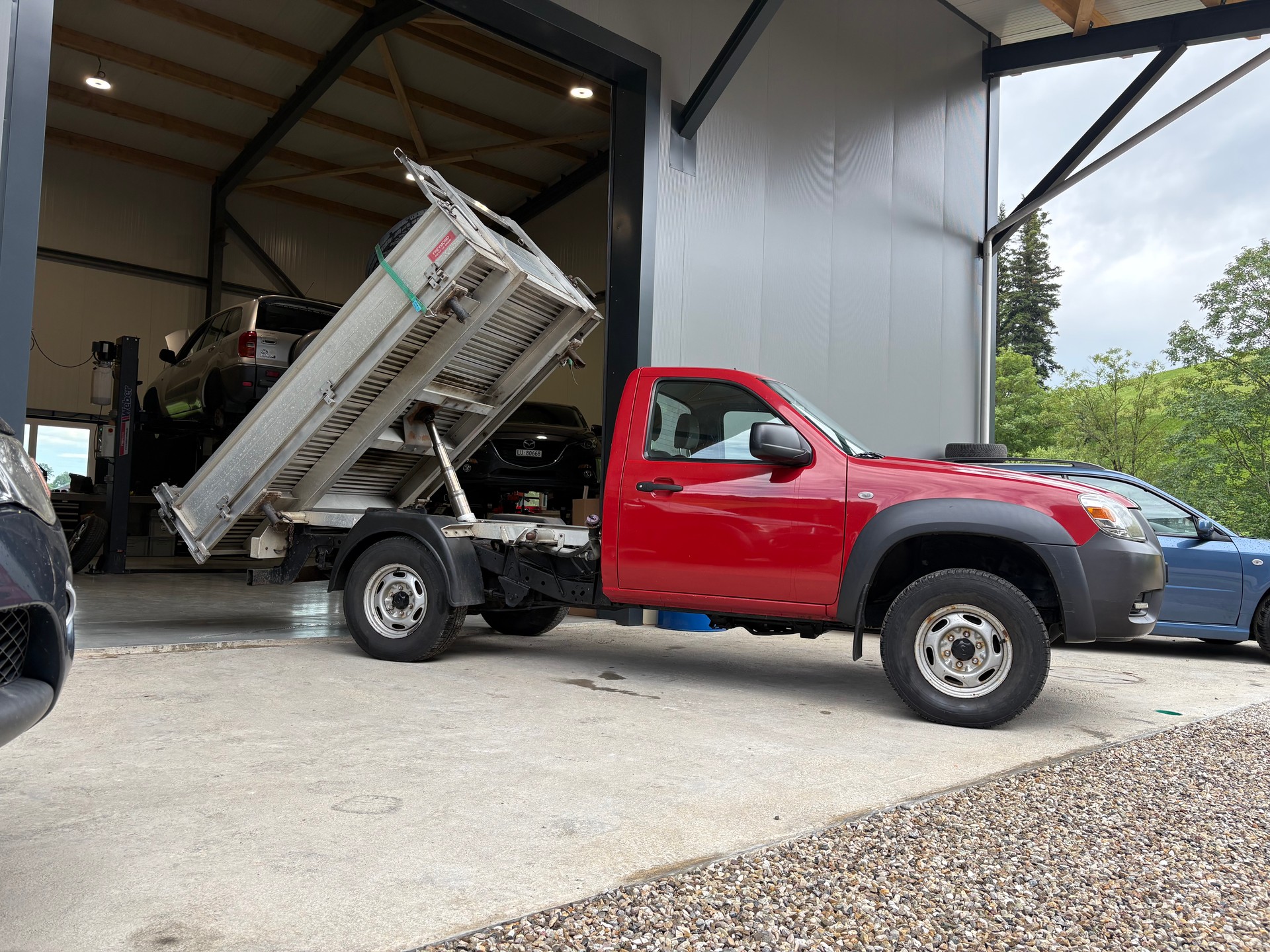 MAZDA BT-50 2.5 CD Storm 4x4-image-2