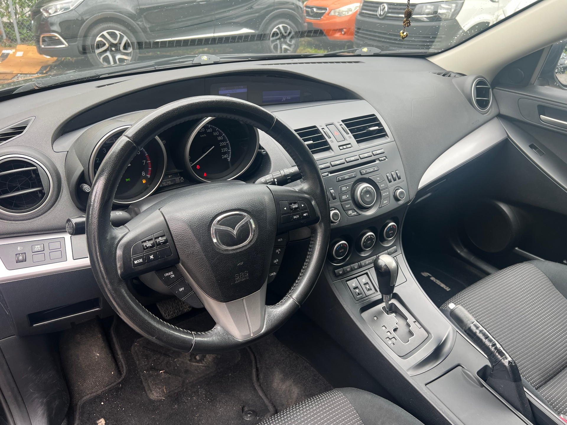 MAZDA 3 2.0 16V Sport Activematic-image-4