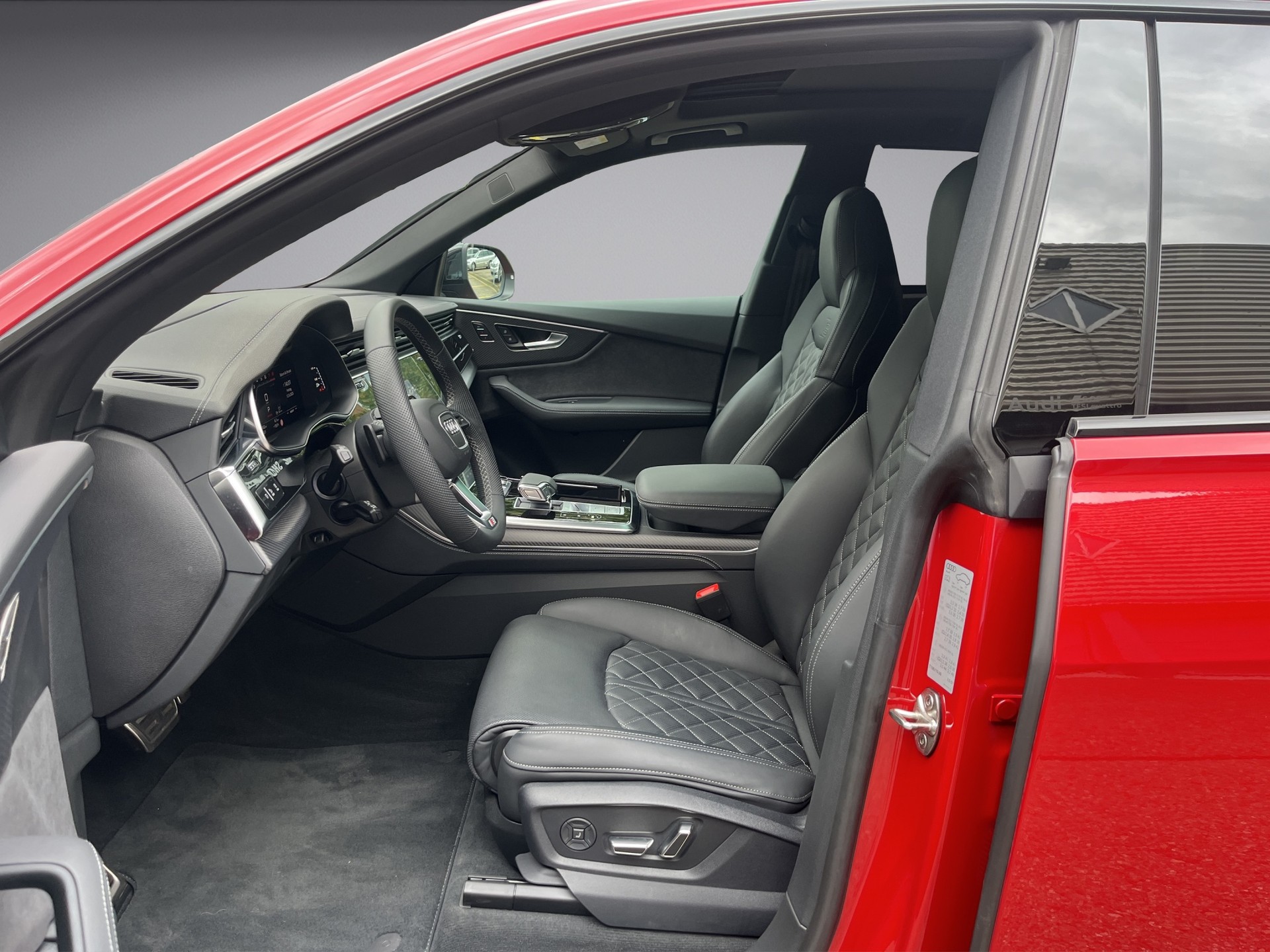 AUDI SQ8 SUV TFSI quattro tiptronic*Sportsitze PLUS, Absolute Vollausstattung, (5-Jahre Garantie)-image-8
