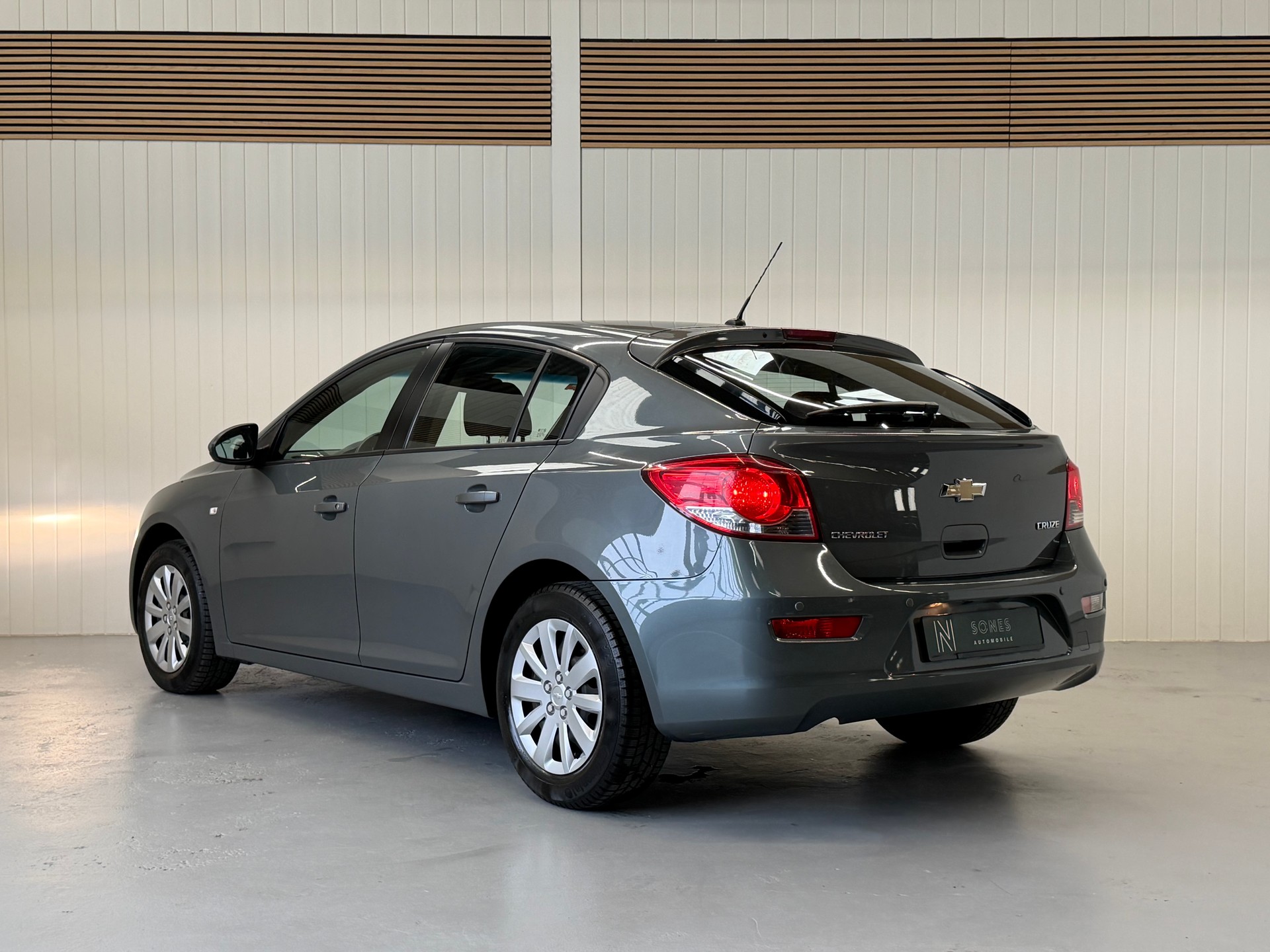 CHEVROLET Cruze 1.6 LT Automatic-showroom-element-2