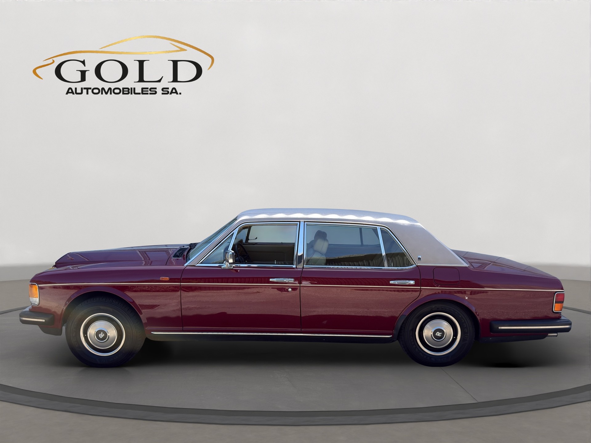 ROLLS-ROYCE Silver Spur-image-11