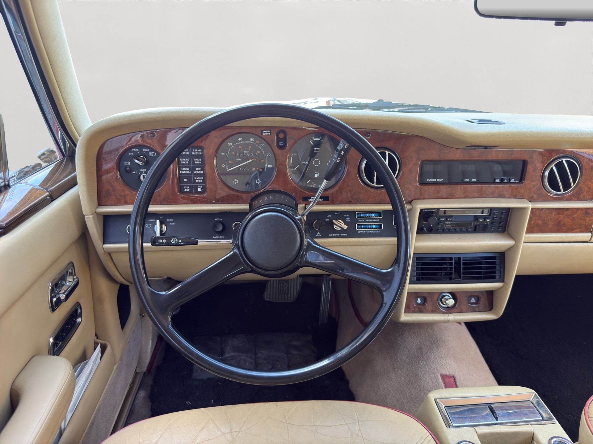 ROLLS-ROYCE Silver Spur-image-7