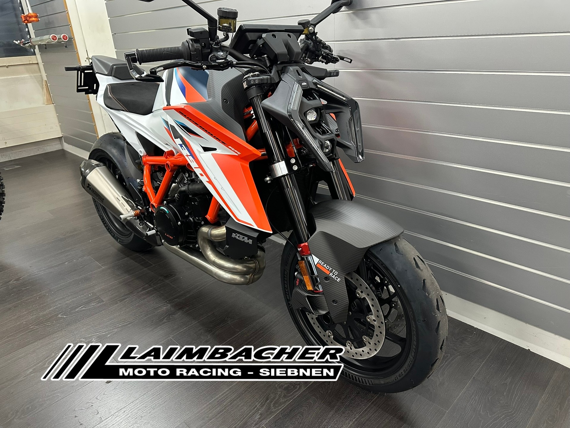 KTM 1390 Super Duke RR-image-2