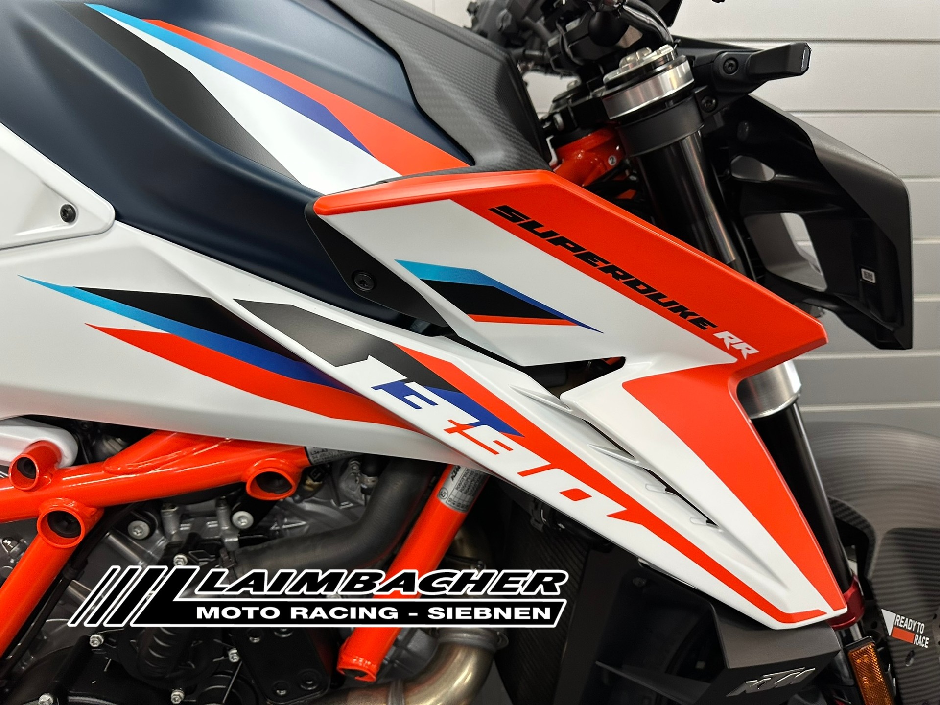 KTM 1390 Super Duke RR-image-1
