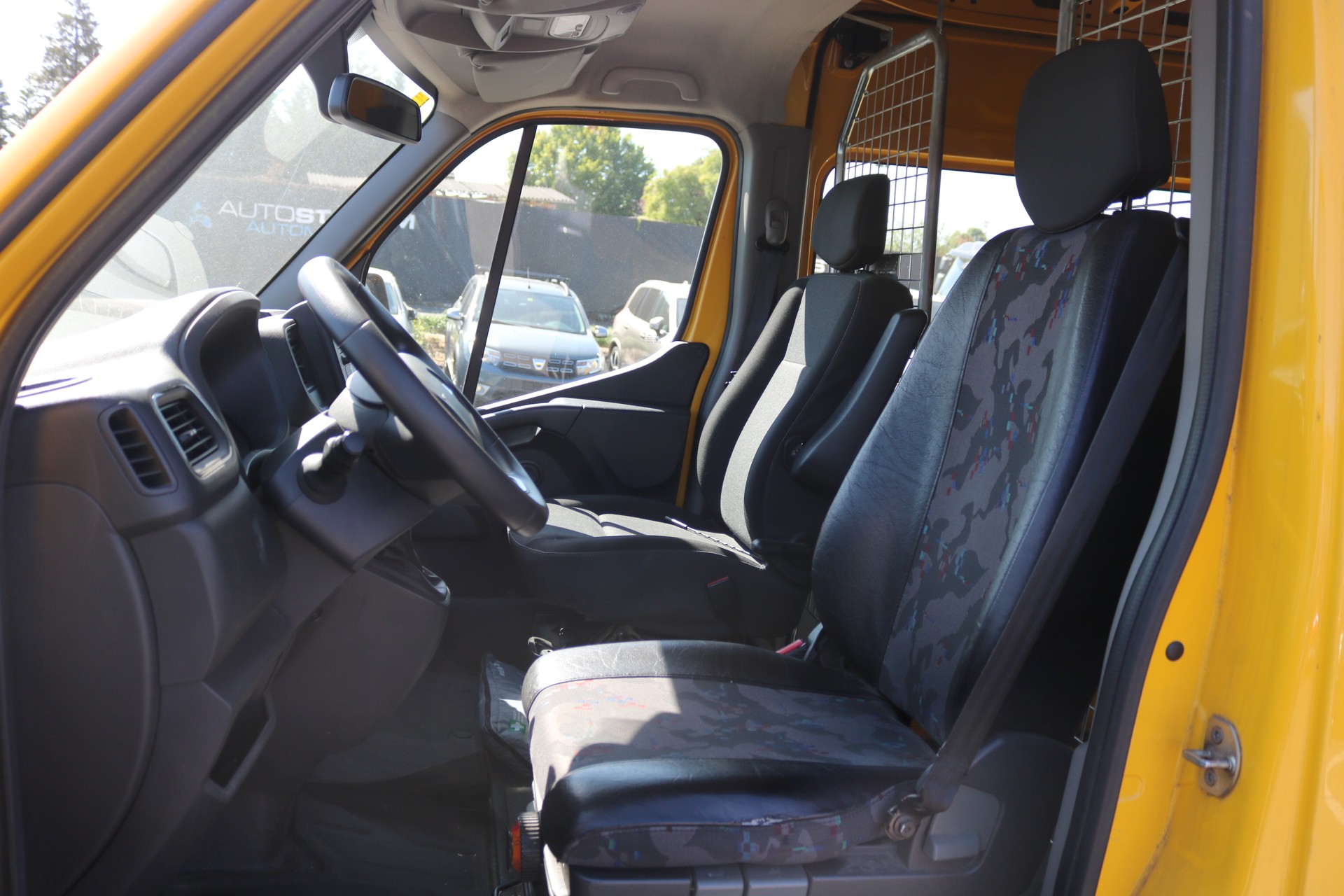 RENAULT Master T35 2.3dCi 135 L3H2-showroom-element-2