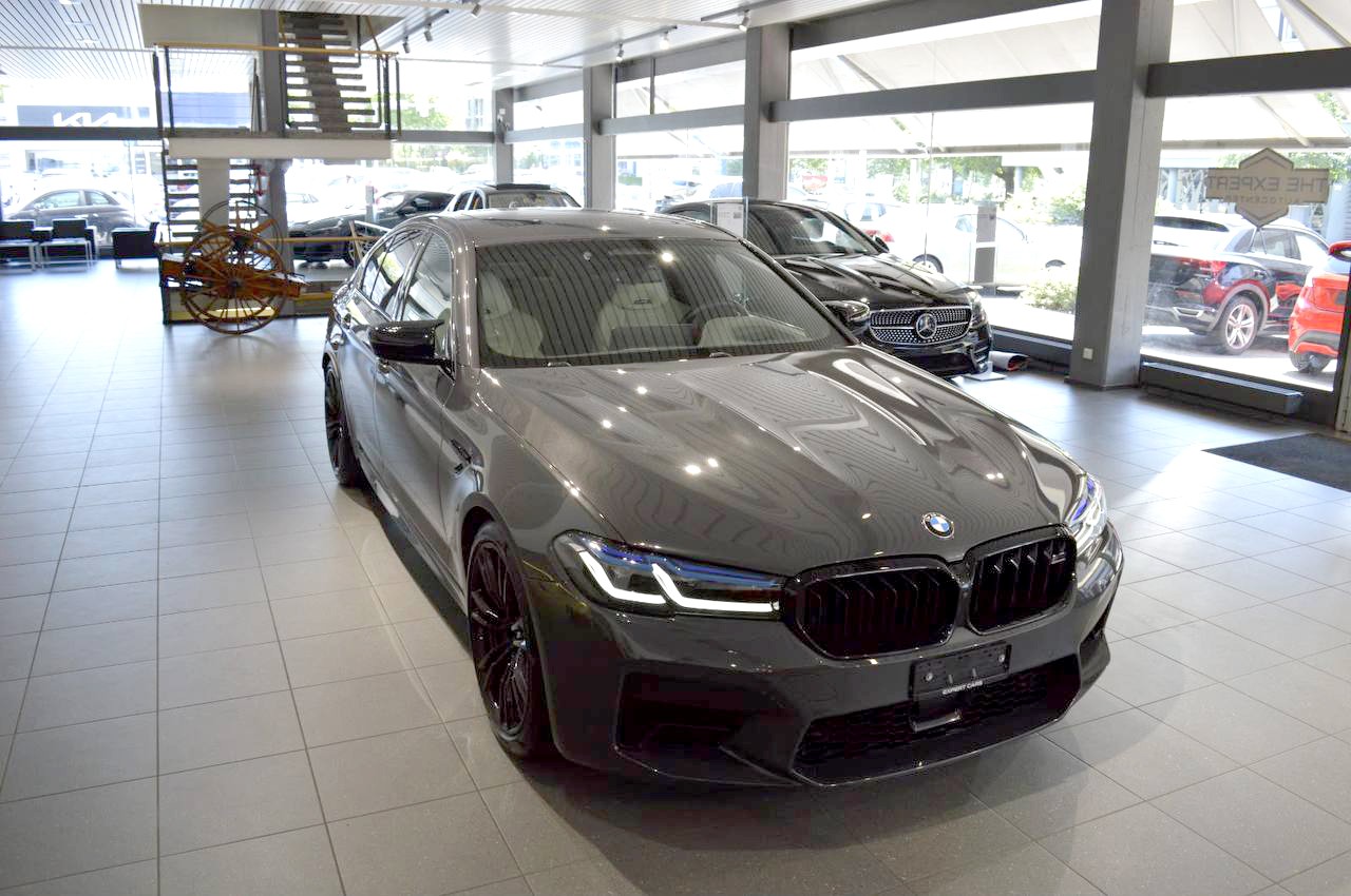 BMW M5 xDrive Competition Drivelogic