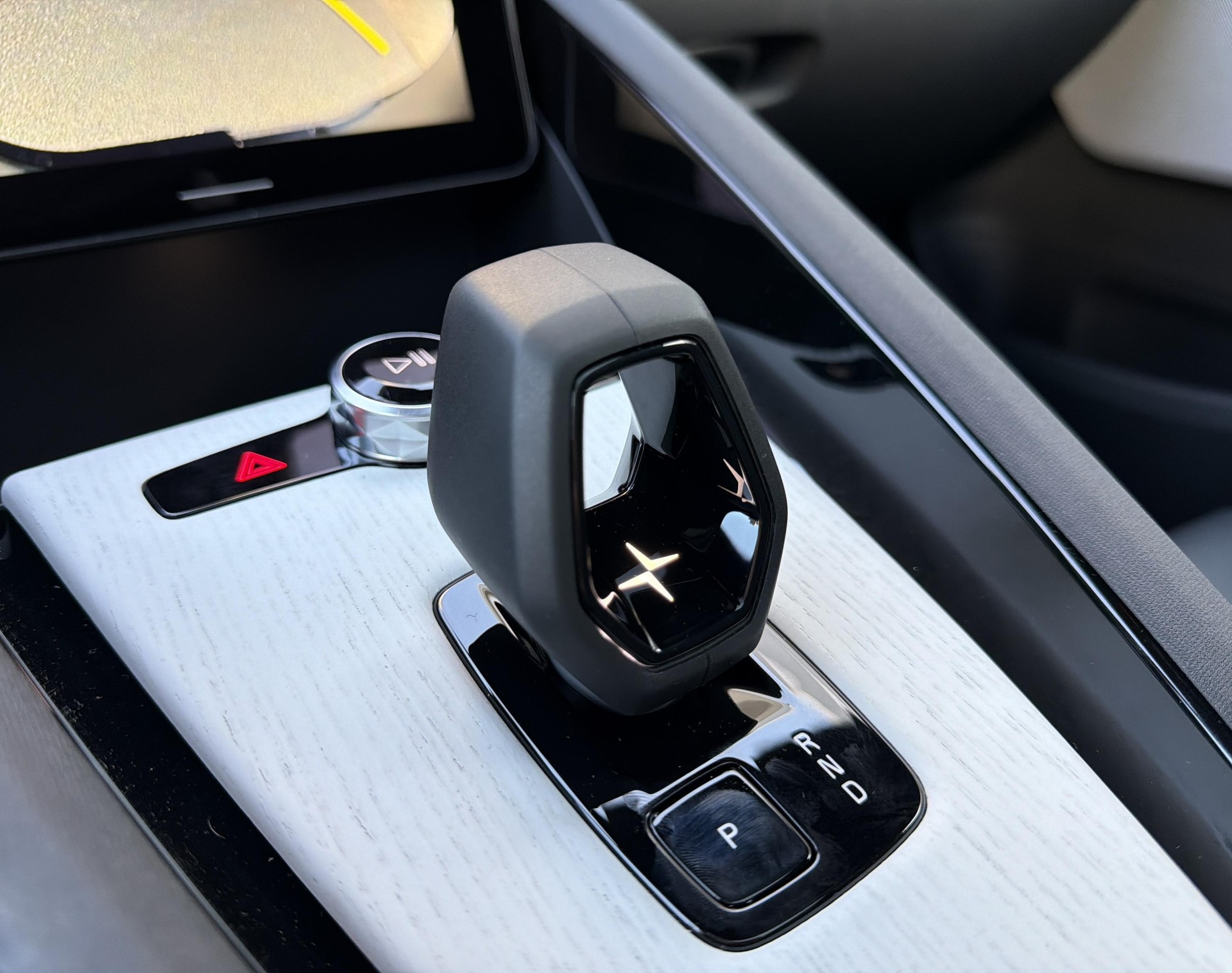 POLESTAR 2 Long Range Single Motor Prim-image-14