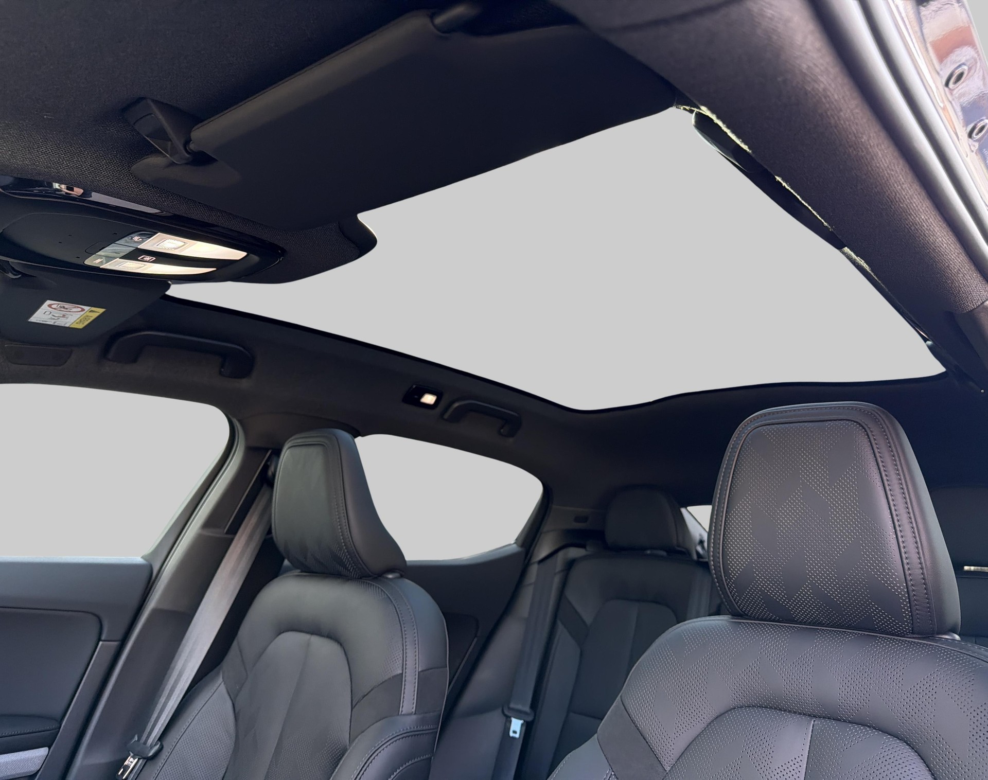 POLESTAR 2 Long Range Single Motor Prim-image-12