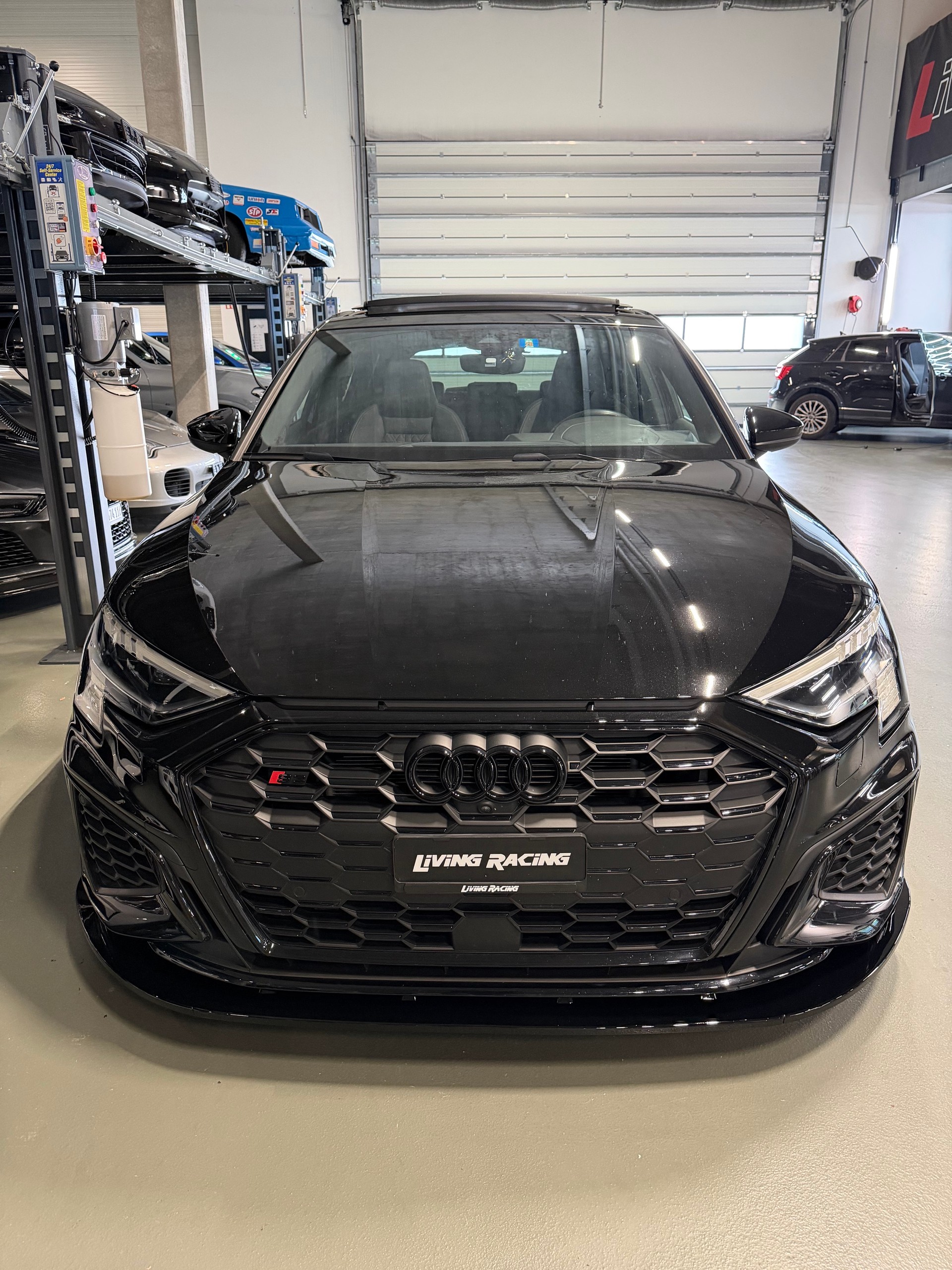 AUDI S3 Sportback 2.0 TFSI quattro S-tronic-image-3