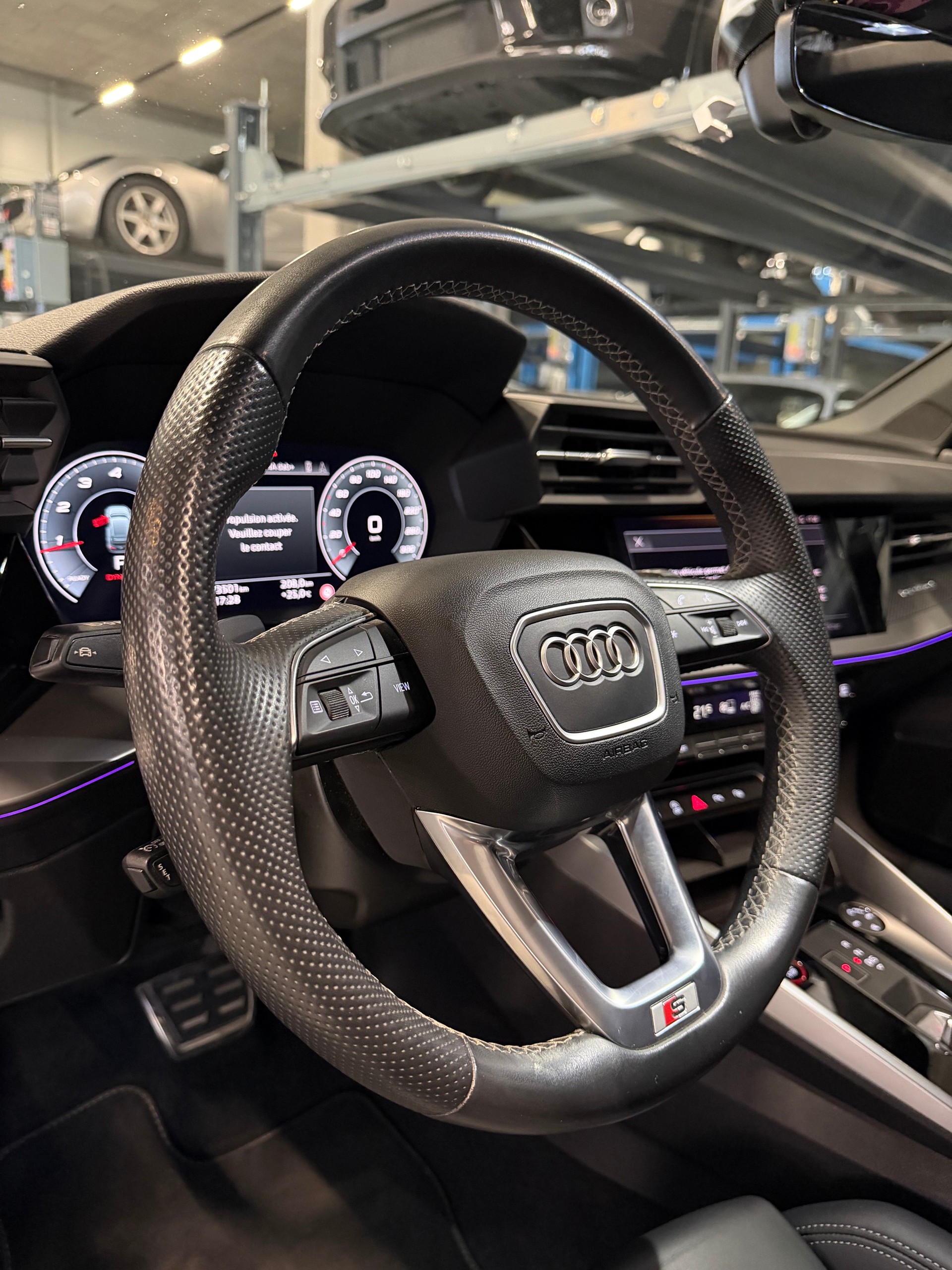 AUDI S3 Sportback 2.0 TFSI quattro S-tronic-image-6