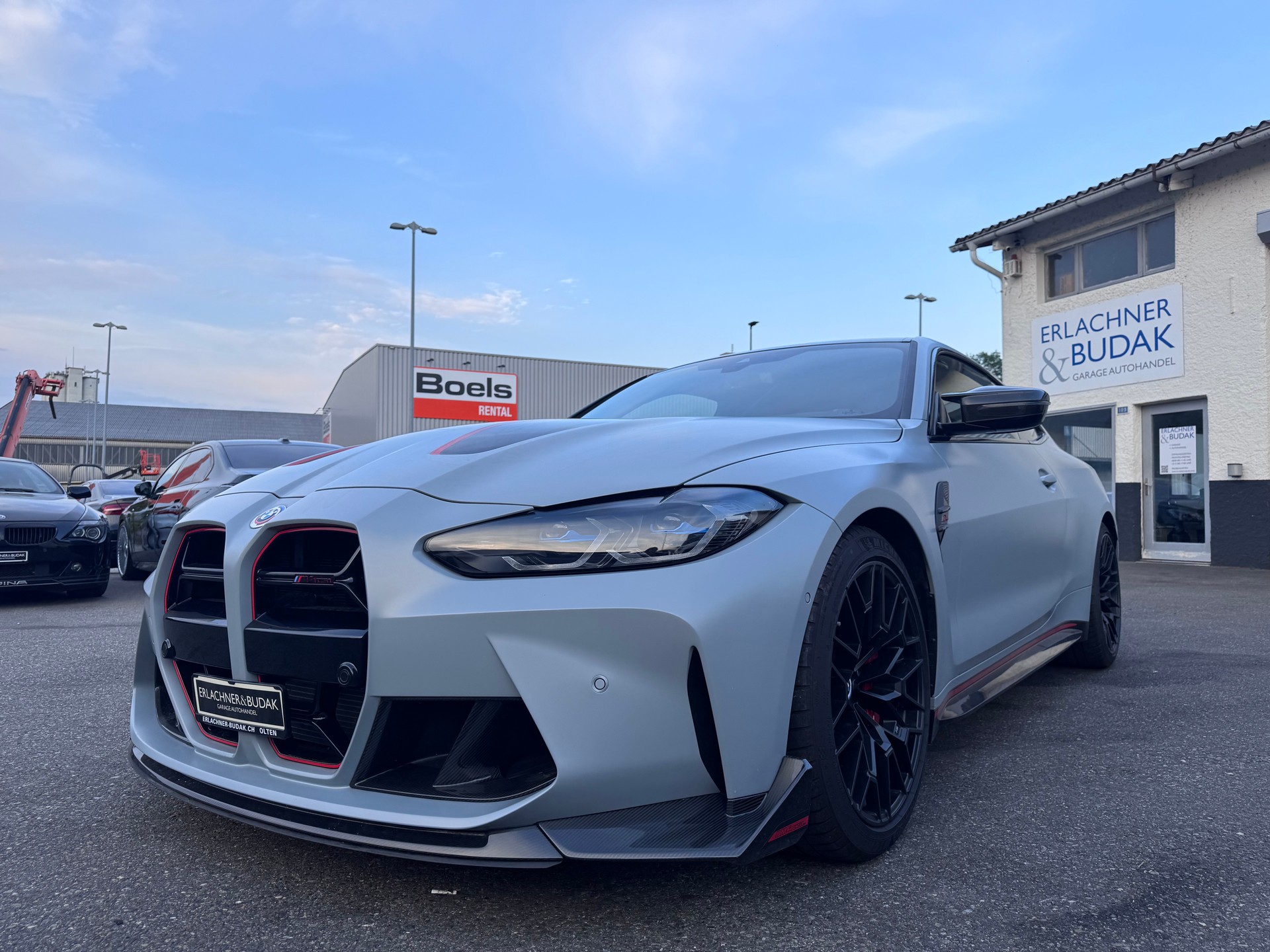 BMW M4 CSL Coupé-showroom-element-2