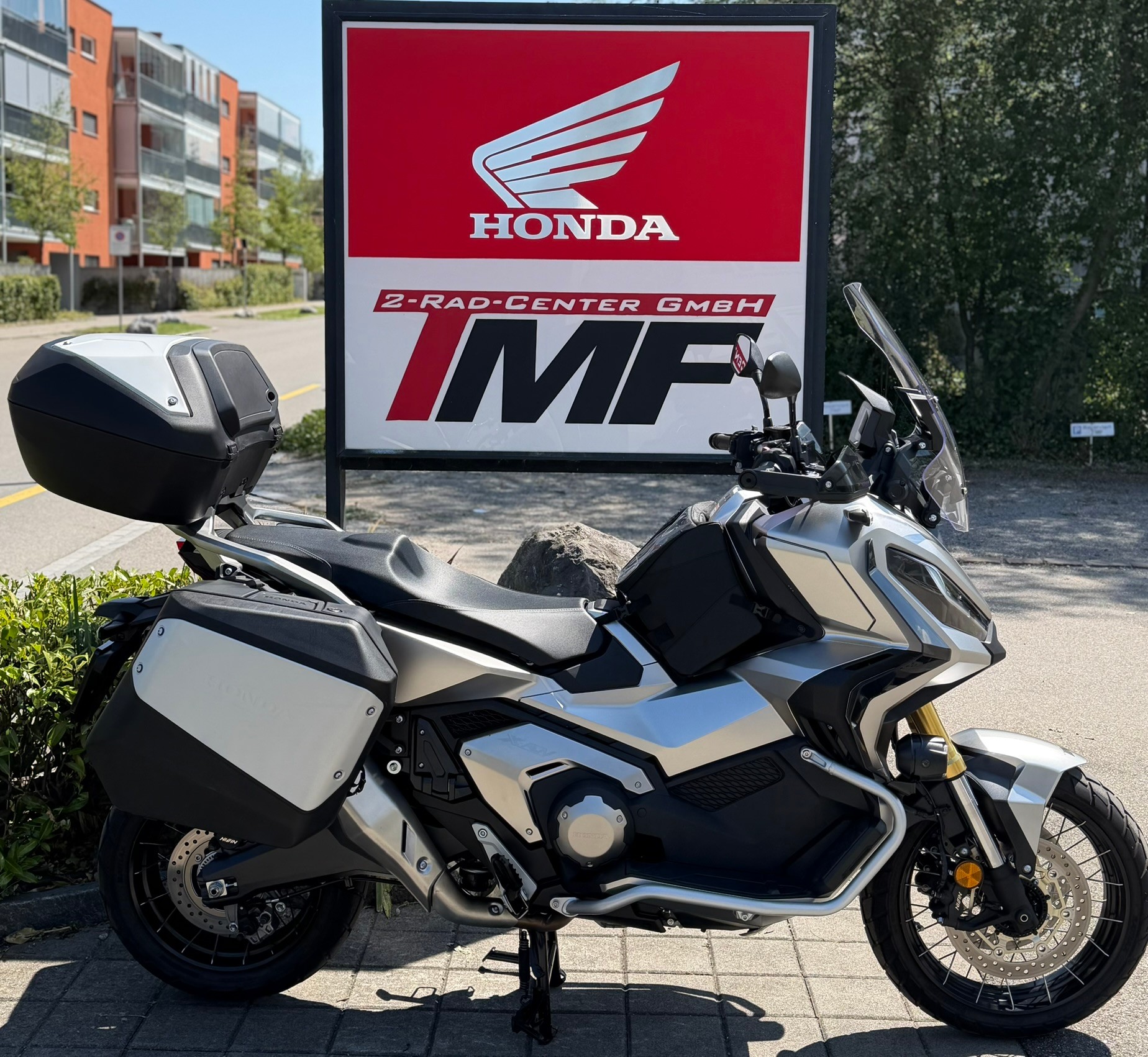 HONDA X-ADV 750 (35kW)-image-0