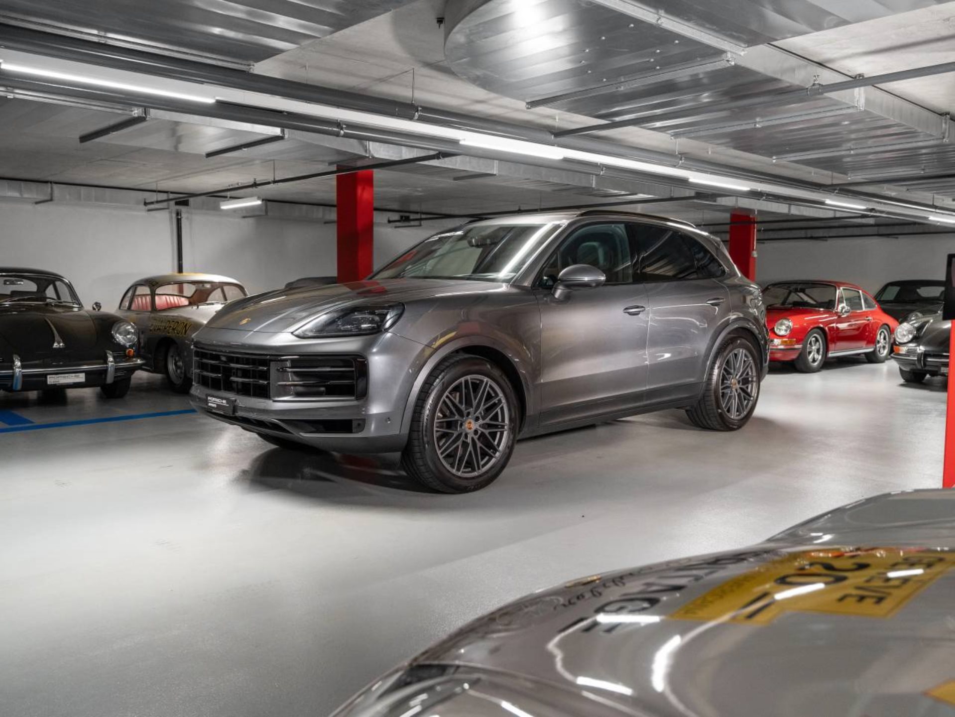 PORSCHE Cayenne (MY24)