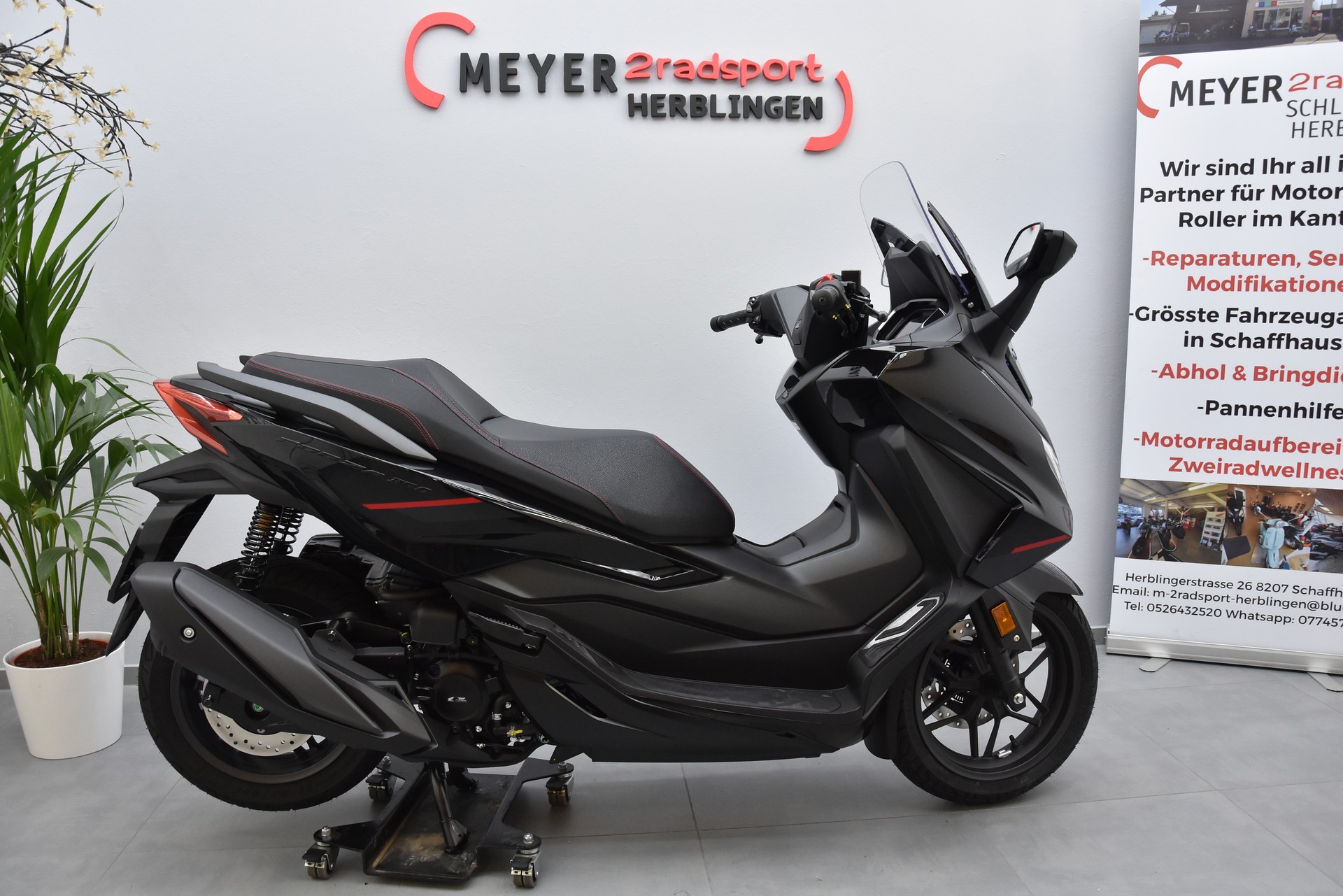 HONDA NSS 350 Sommeraktion bis 31.8.26-showroom-element-1
