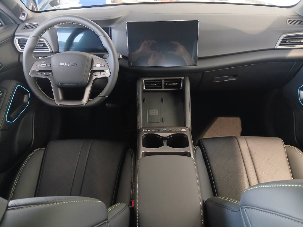 BYD Atto 2 DM-i Boost-image-10