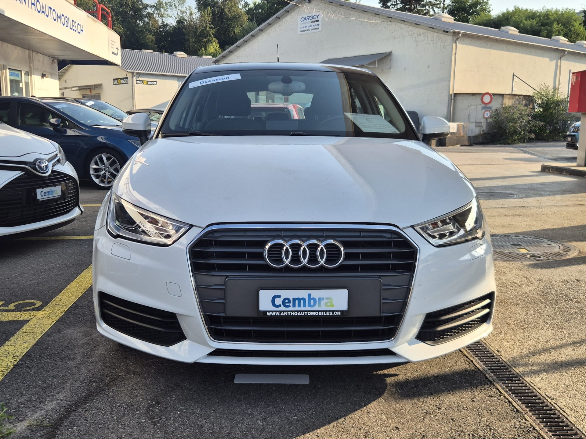 AUDI A1 Sportback 1.0 TFSI-image-2