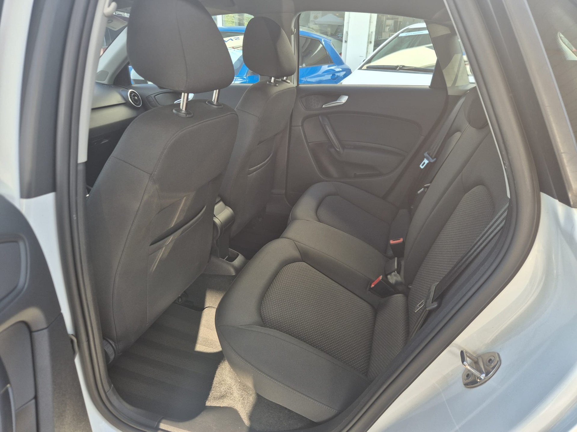 AUDI A1 Sportback 1.0 TFSI-image-6