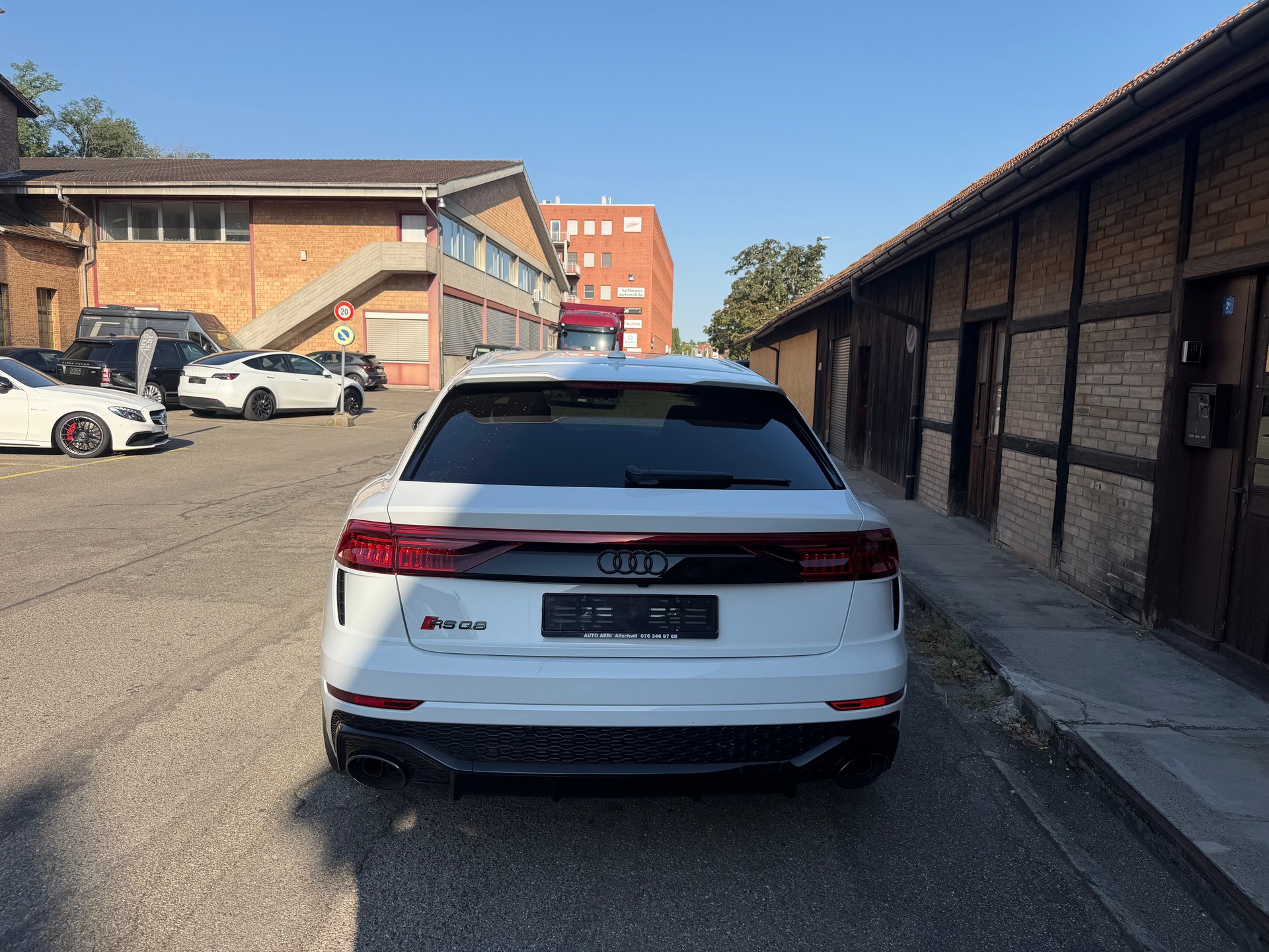 AUDI RSQ8 quattro tiptronic-image-4