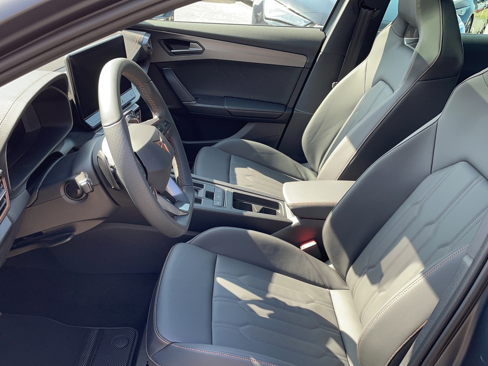 CUPRA Formentor 2.0 TSI VZ 4Drive DSG-image-5