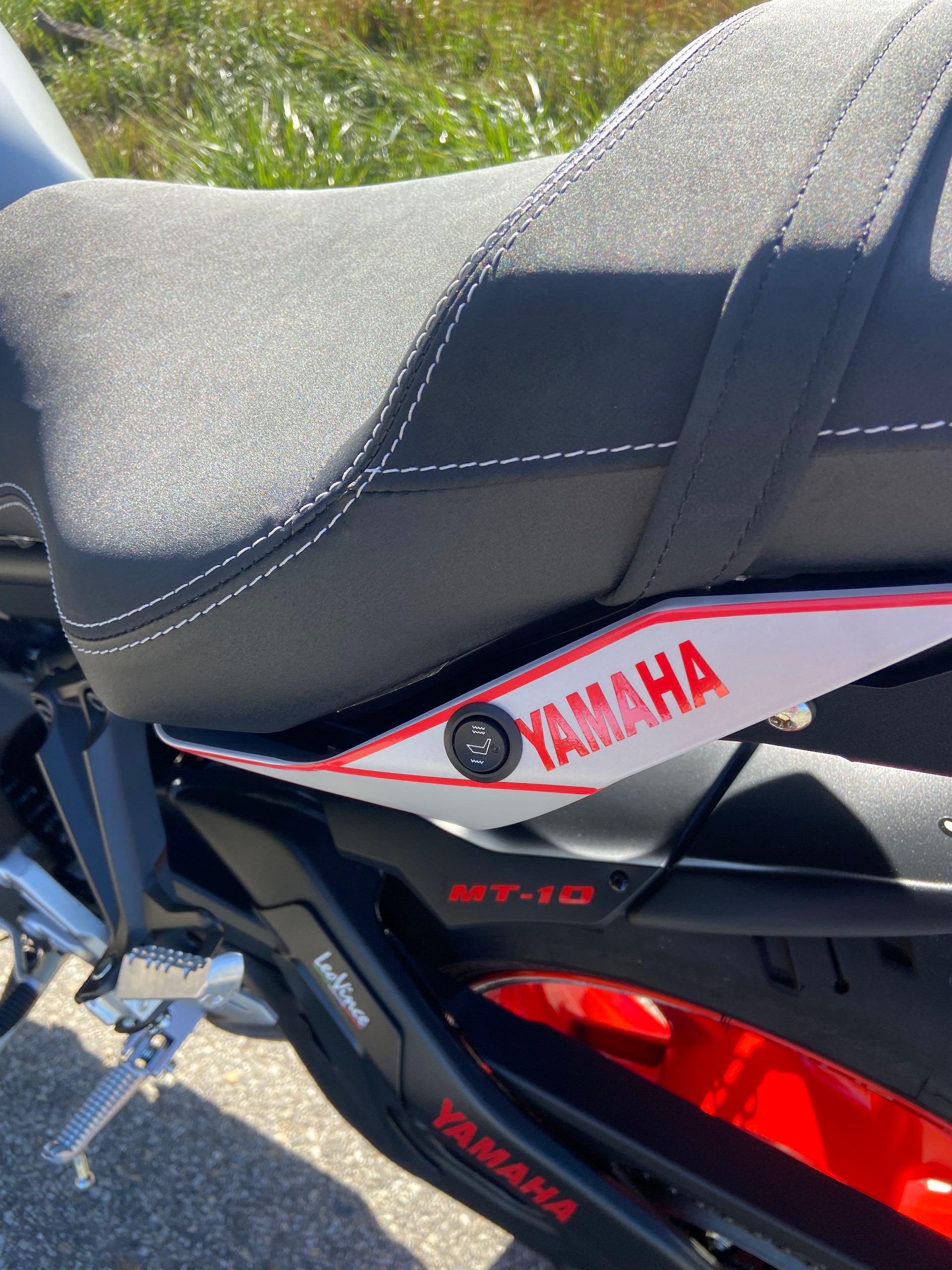 YAMAHA MT-10 ABS - sehr gepflegt und viele Extras-image-7