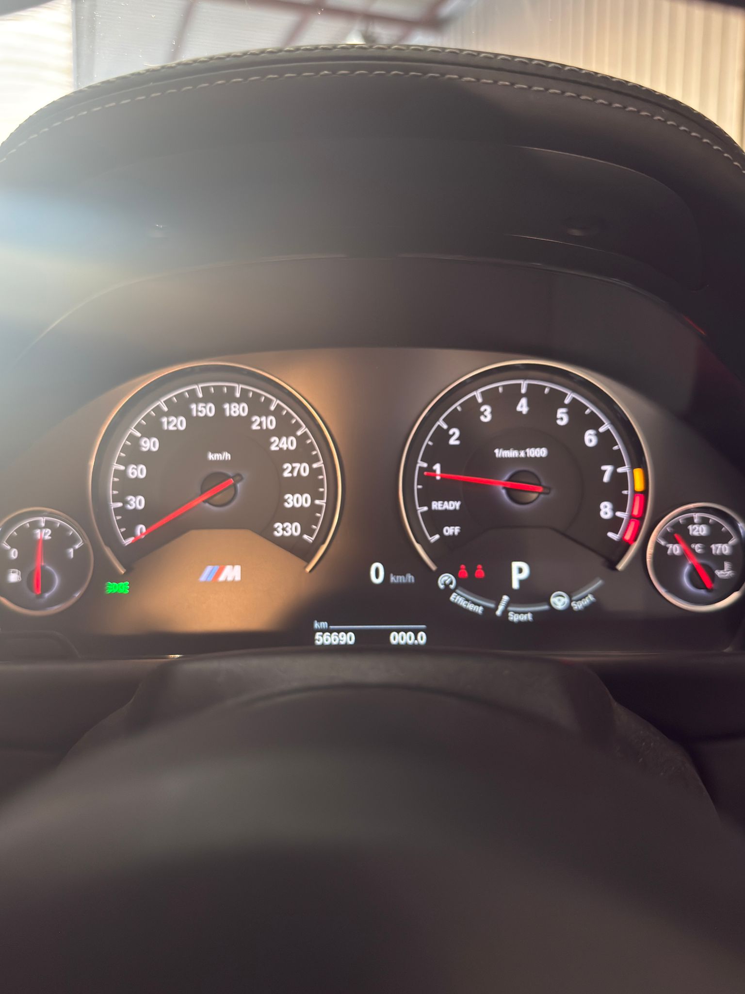 BMW M4 Competition-image-12