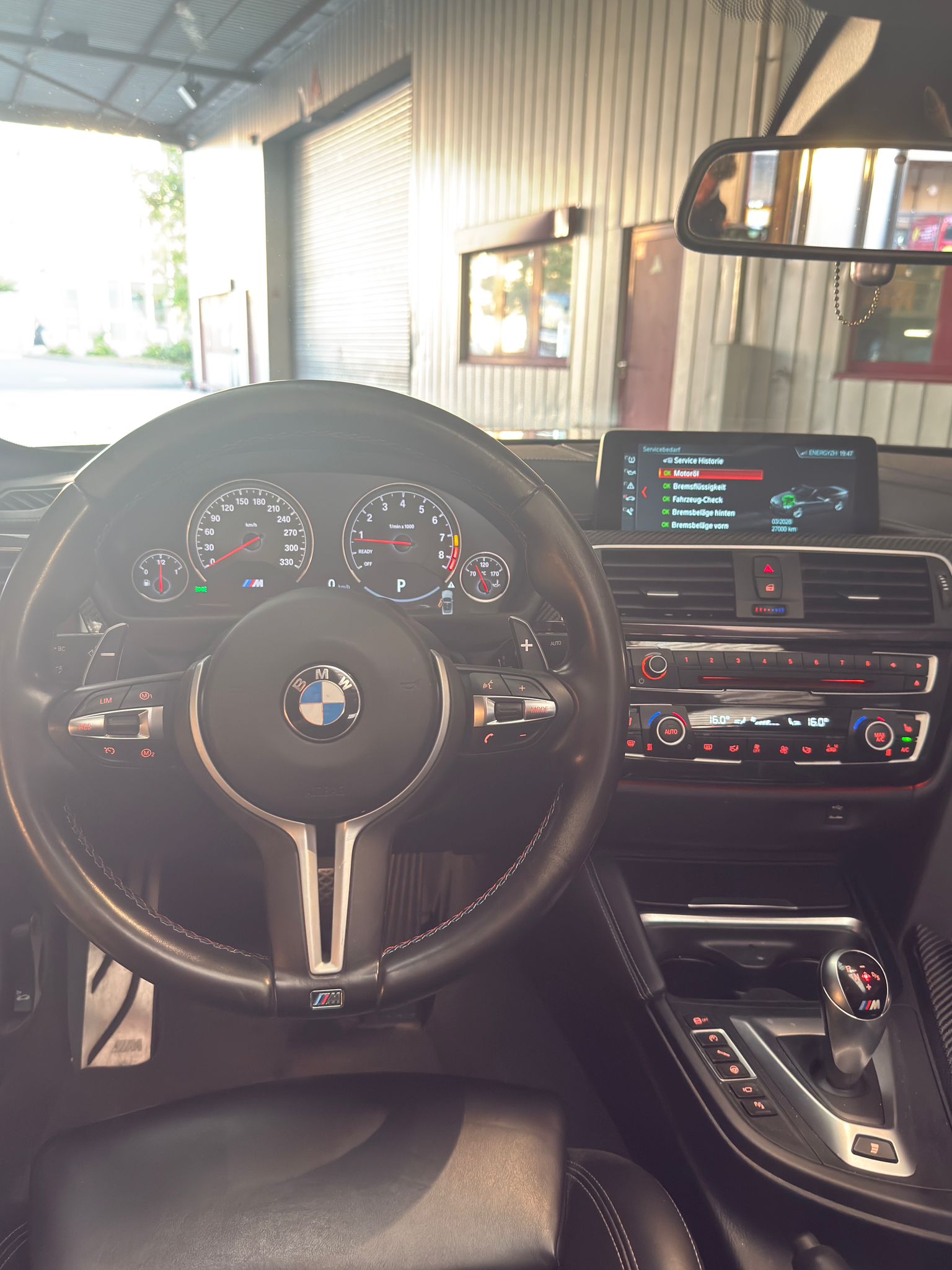 BMW M4 Competition-image-11