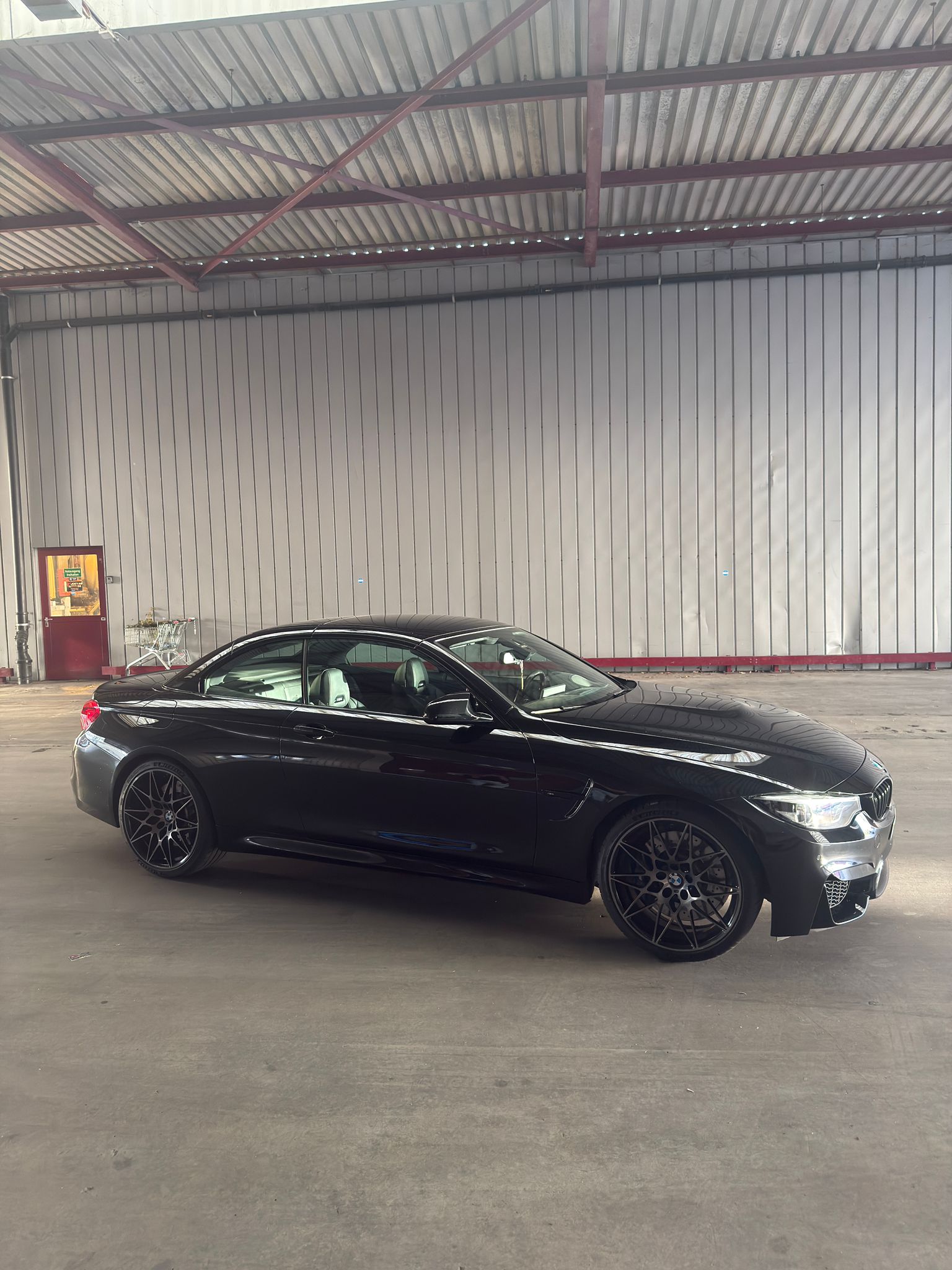 BMW M4 Competition-image-1