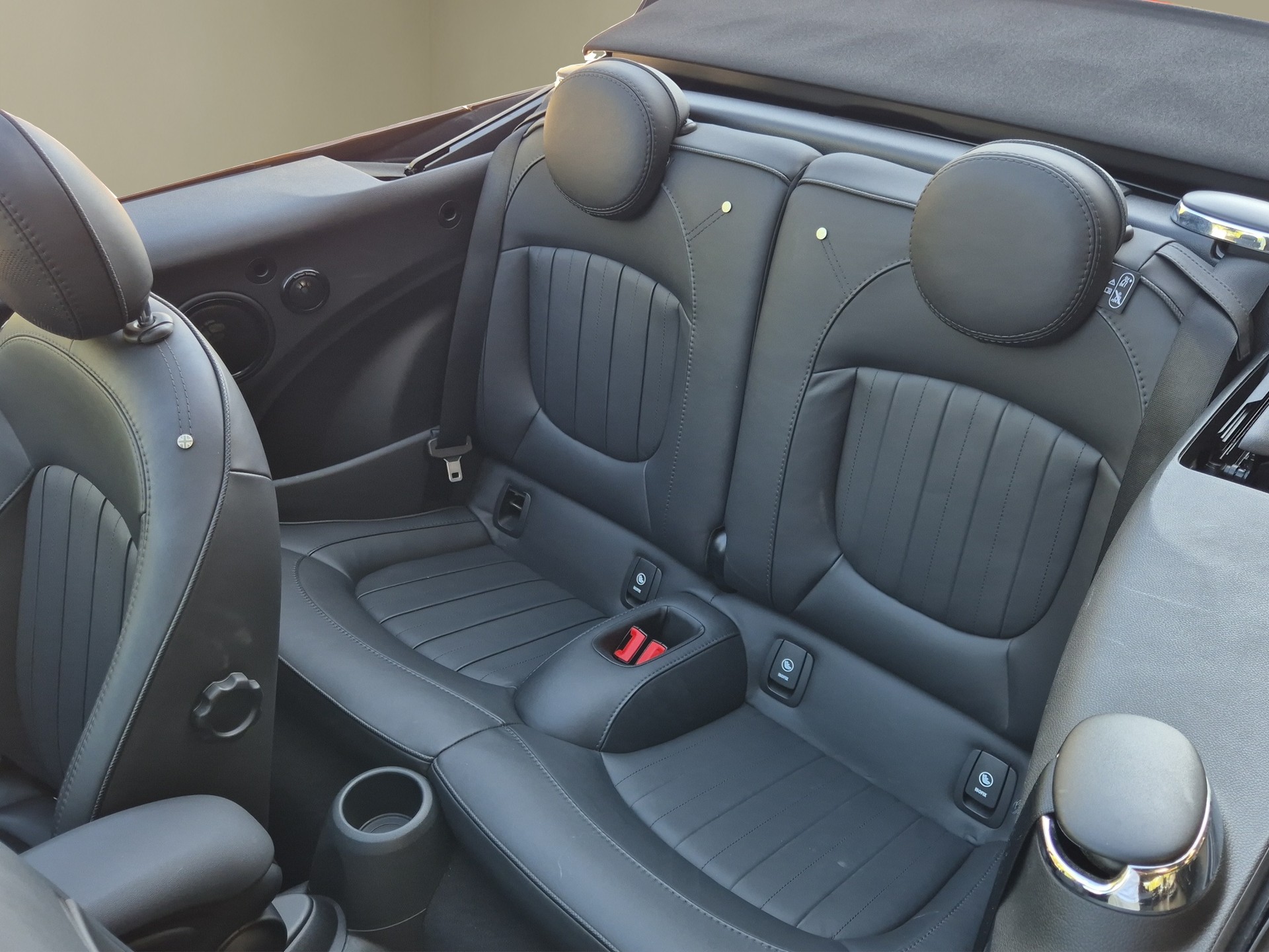 MINI Cooper S Cabriolet DKG-image-15