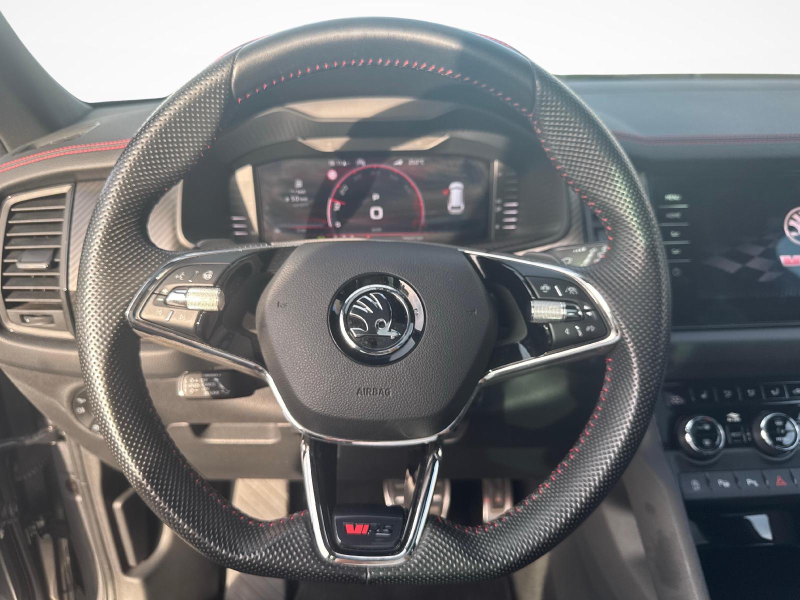 SKODA Kodiaq 2.0 TSI RS DSG-image-13
